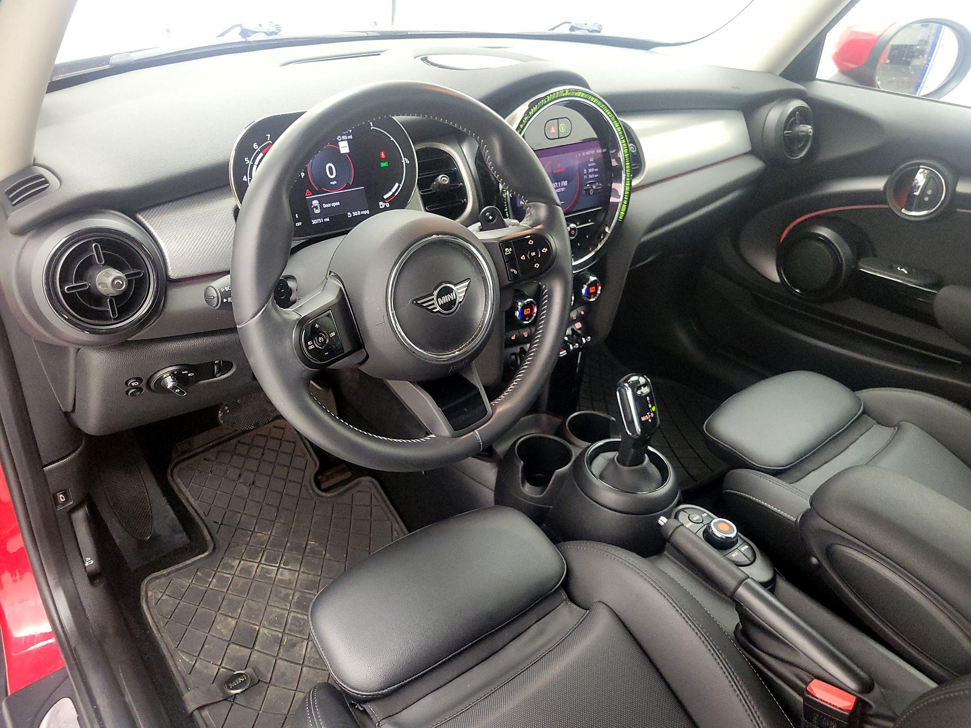 Thumbnail: 2022 MINI Cooper Hardtop - 9