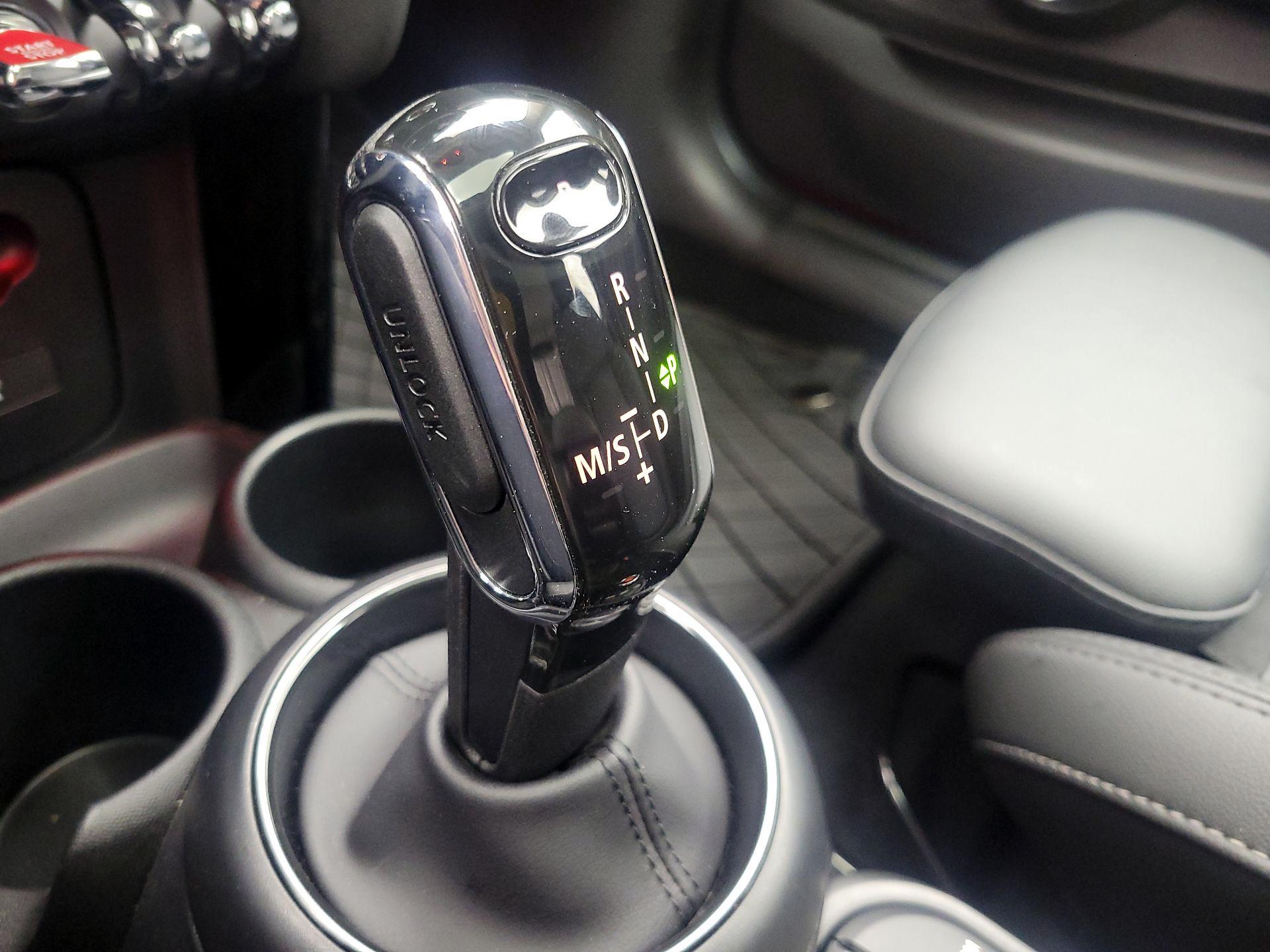 Thumbnail: 2022 MINI Cooper Hardtop - 17