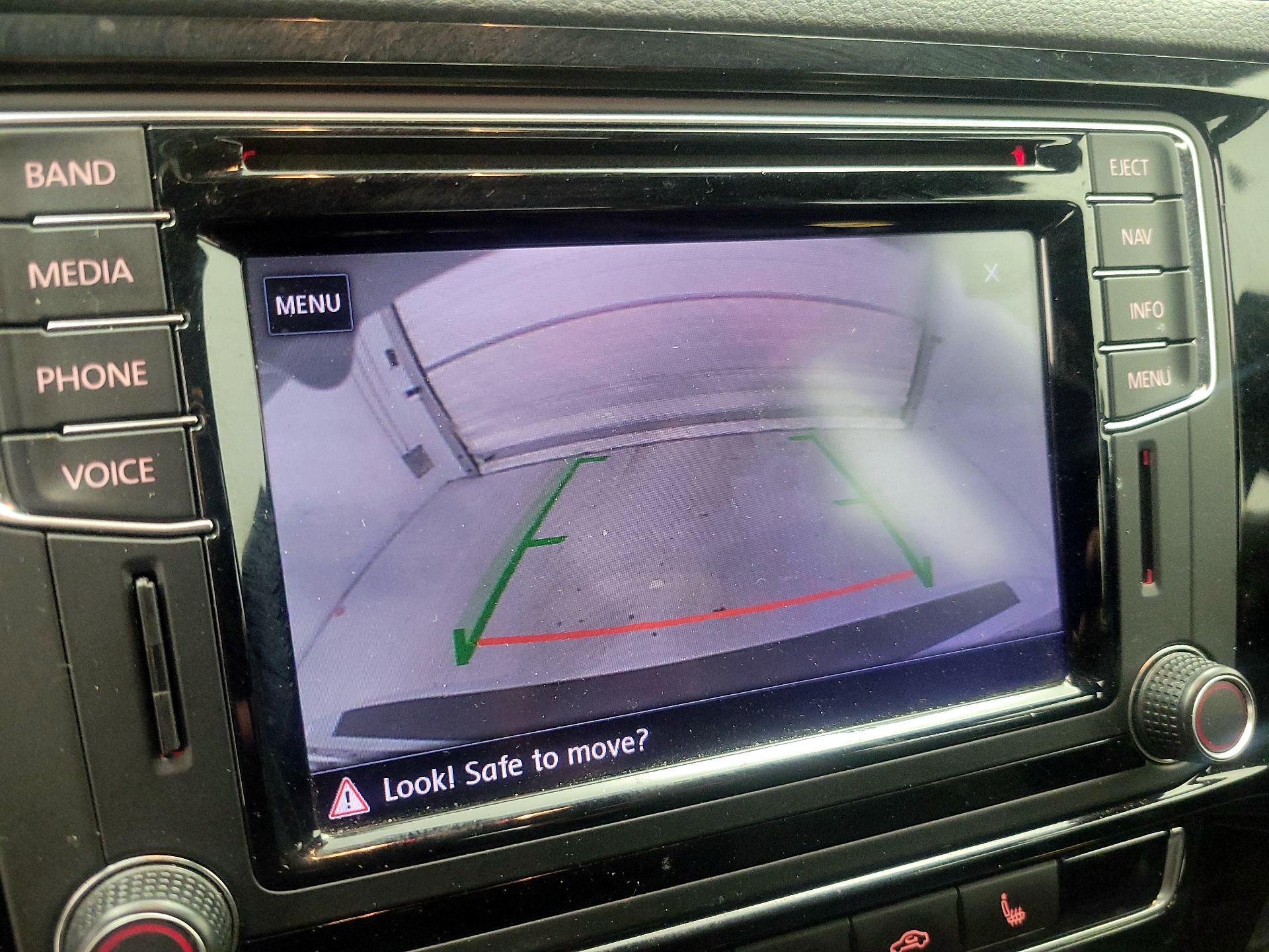 Thumbnail: 2017 Volkswagen Jetta - 14