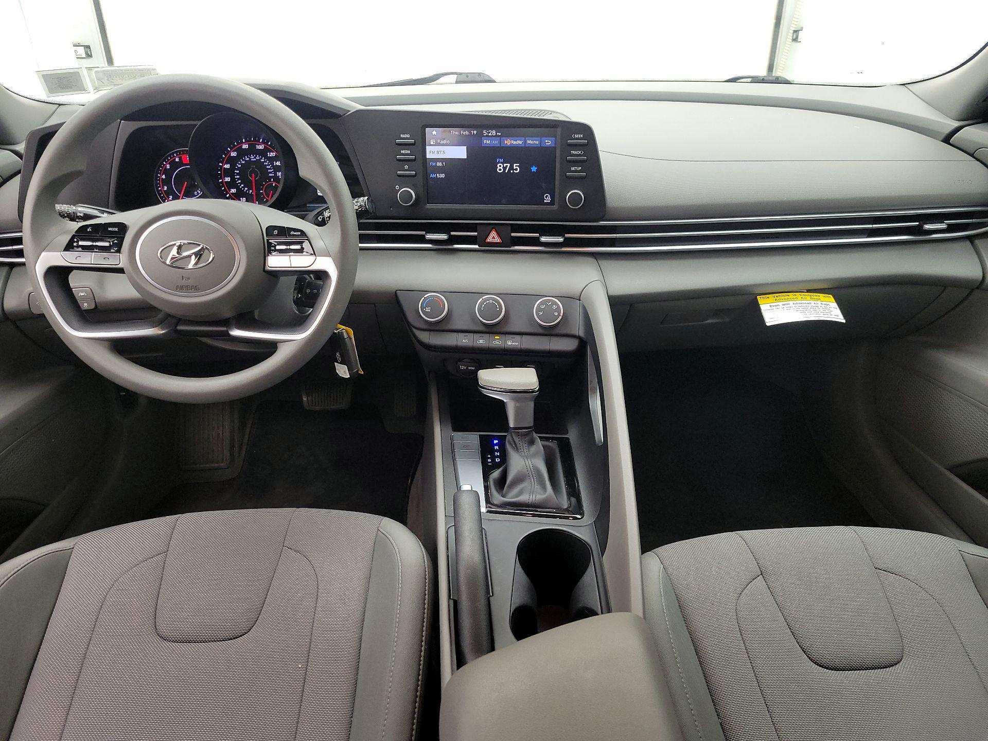 Thumbnail: 2023 Hyundai Elantra - 9