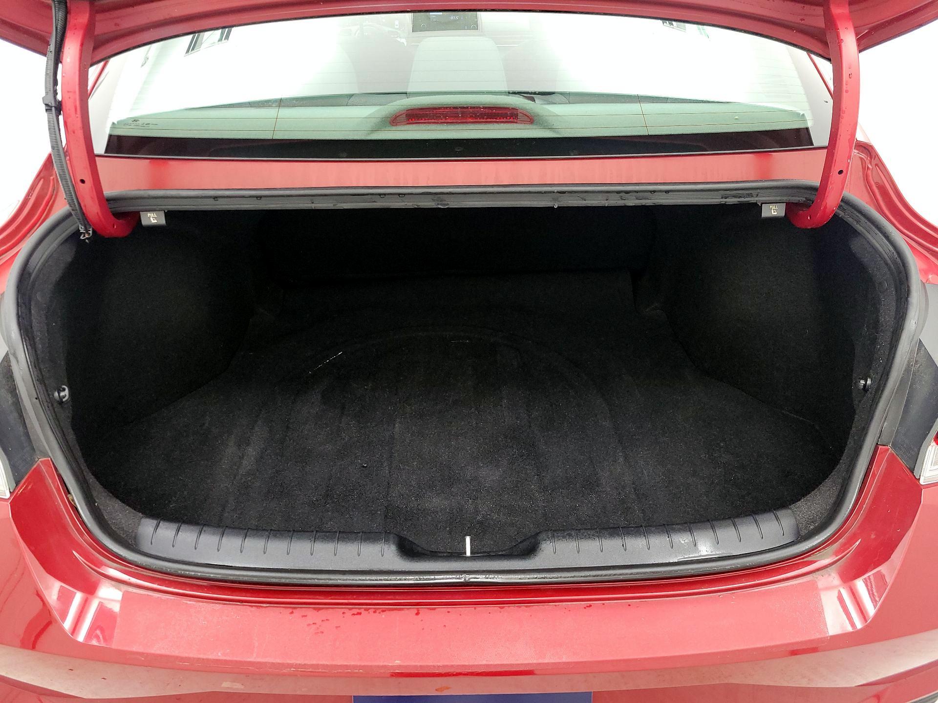 Thumbnail: 2023 Hyundai Elantra - 20