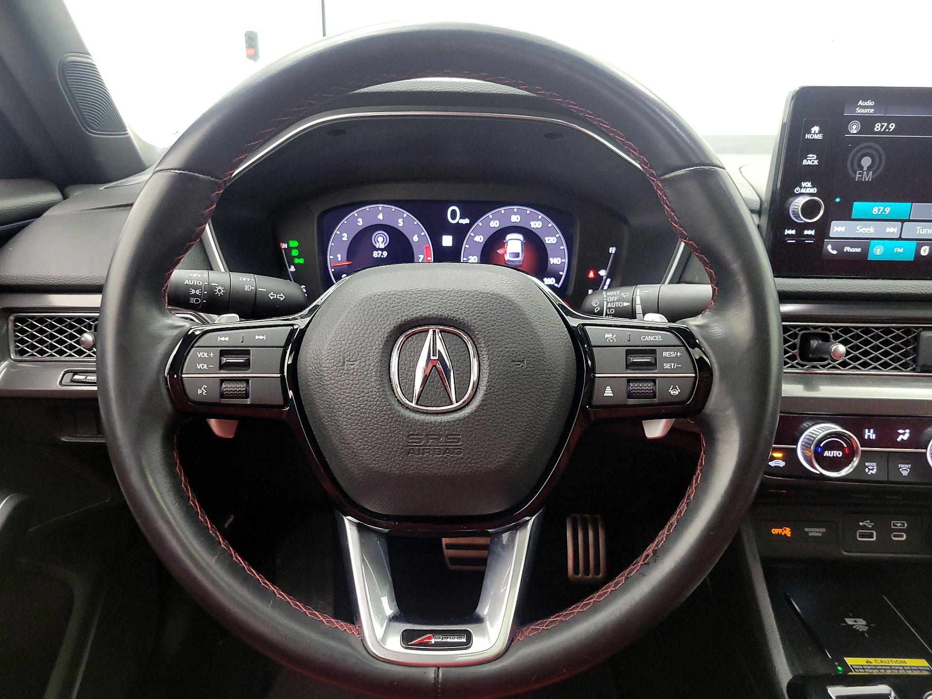 Thumbnail: 2023 Acura Integra - 10