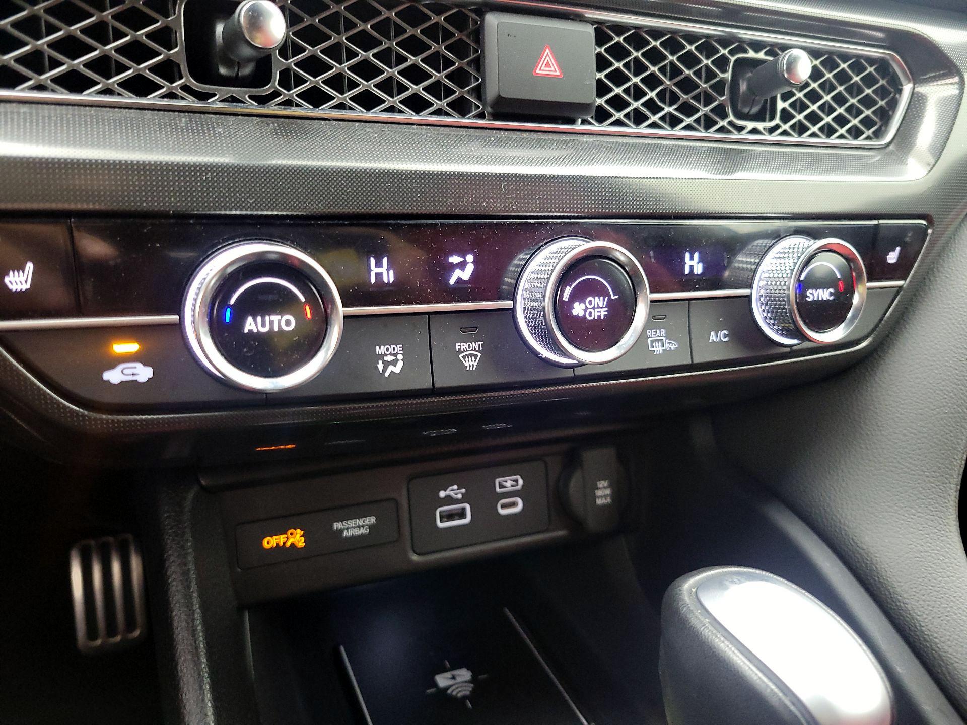 Thumbnail: 2023 Acura Integra - 16