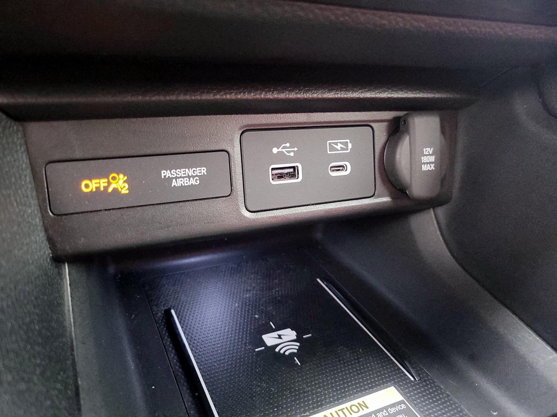 Thumbnail: 2023 Acura Integra - 18