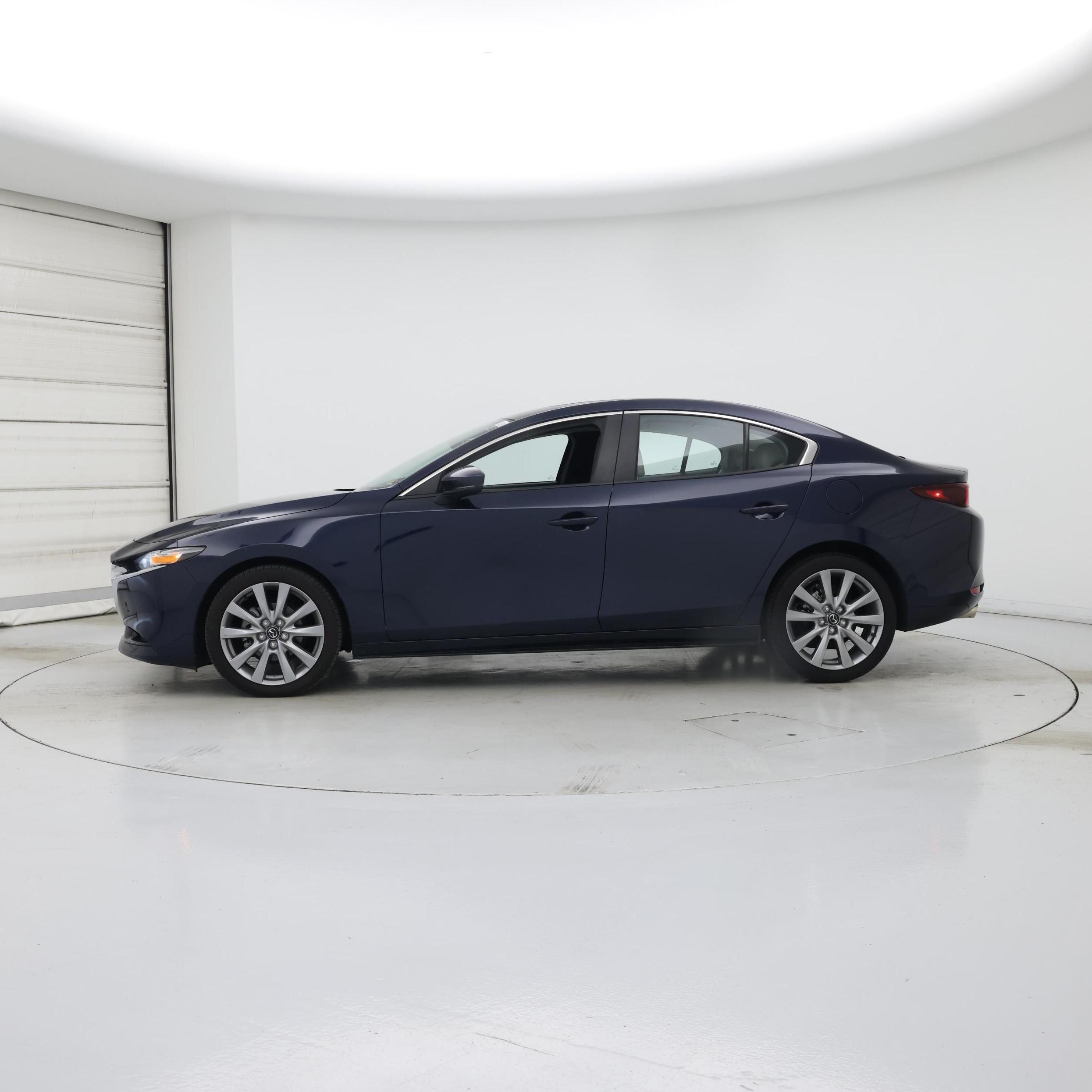 Thumbnail: 2023 Mazda Mazda3 - 3