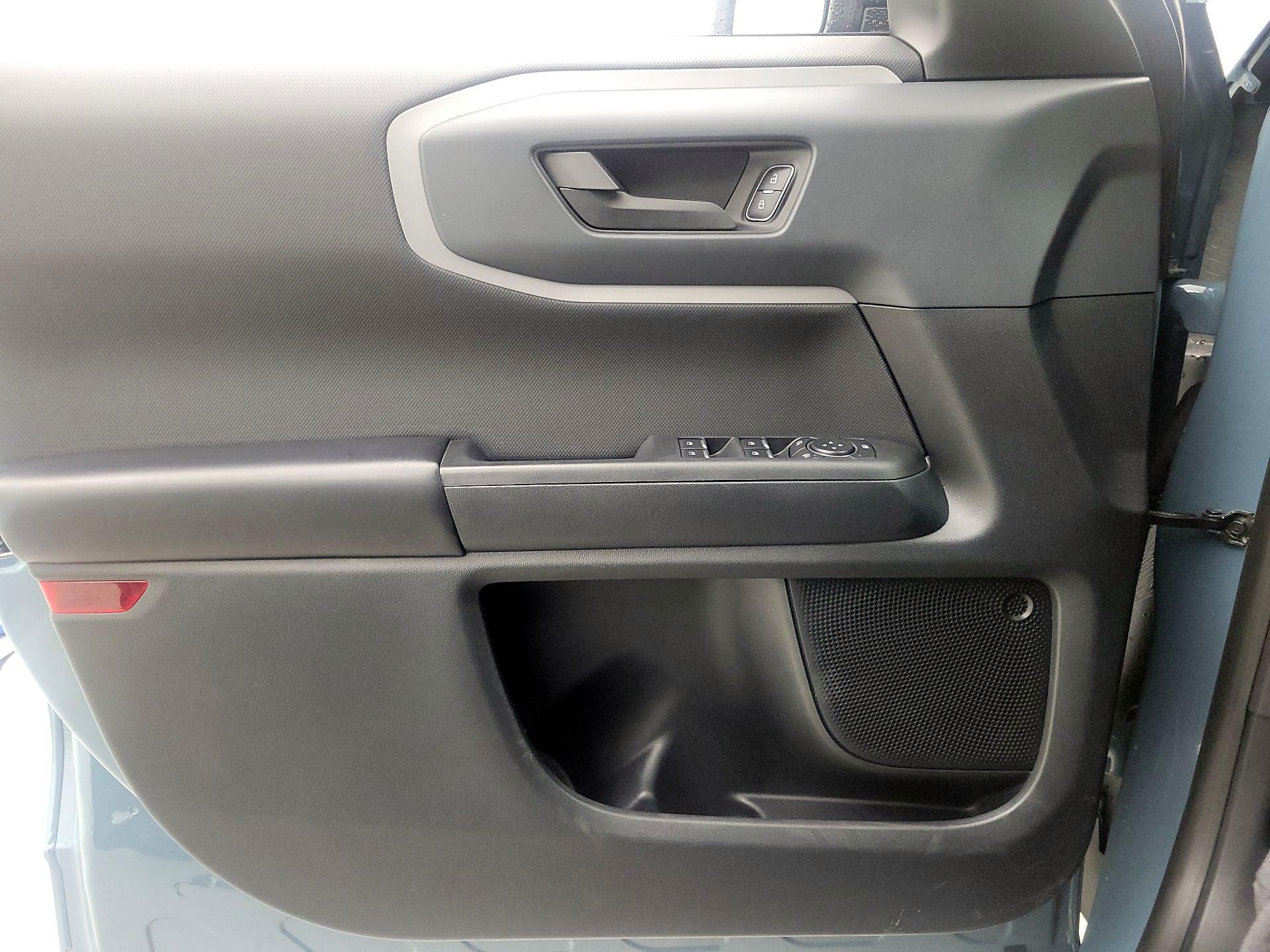 Thumbnail: 2021 Ford Bronco Sport - 12