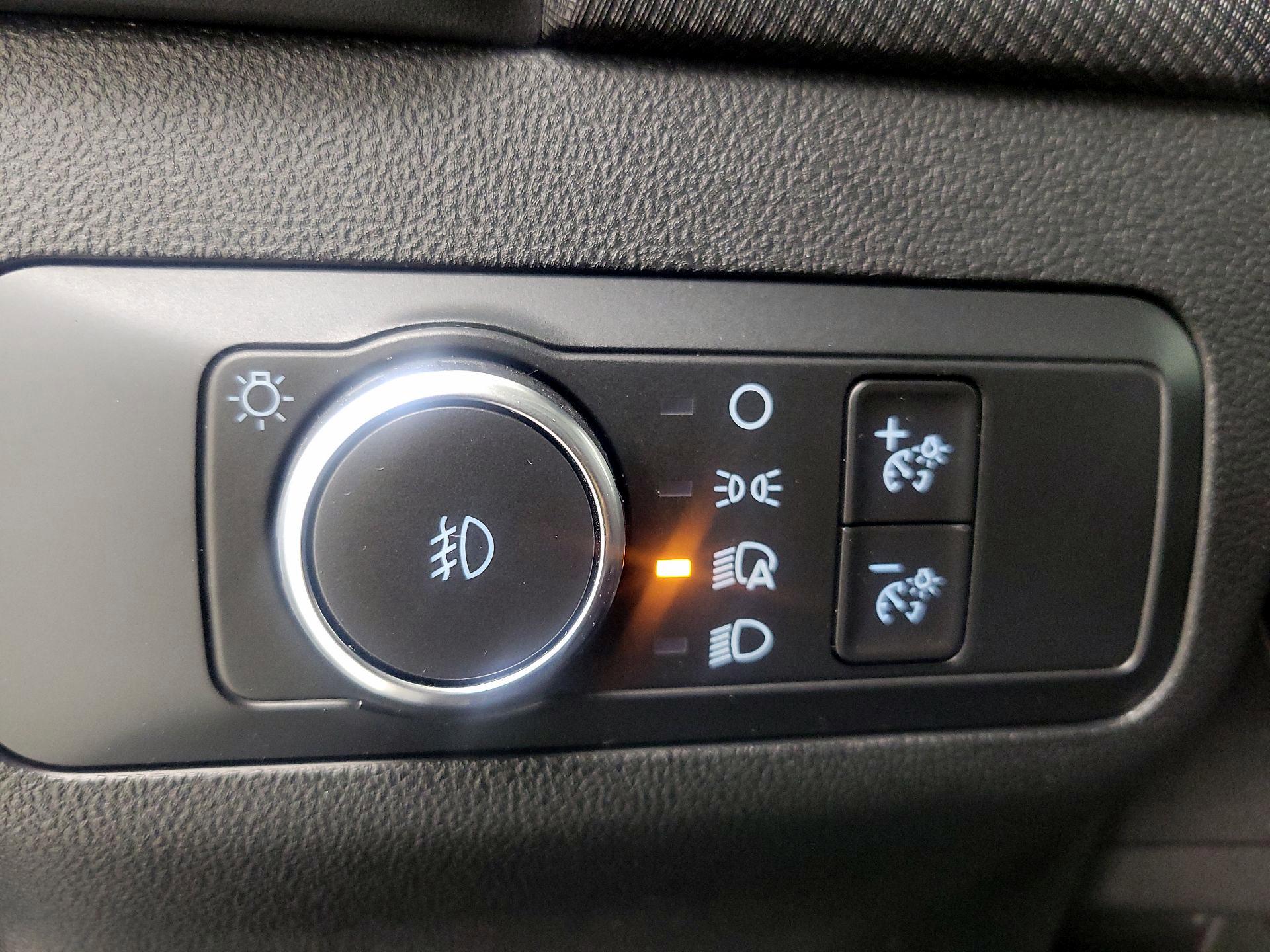 Thumbnail: 2021 Ford Bronco Sport - 13