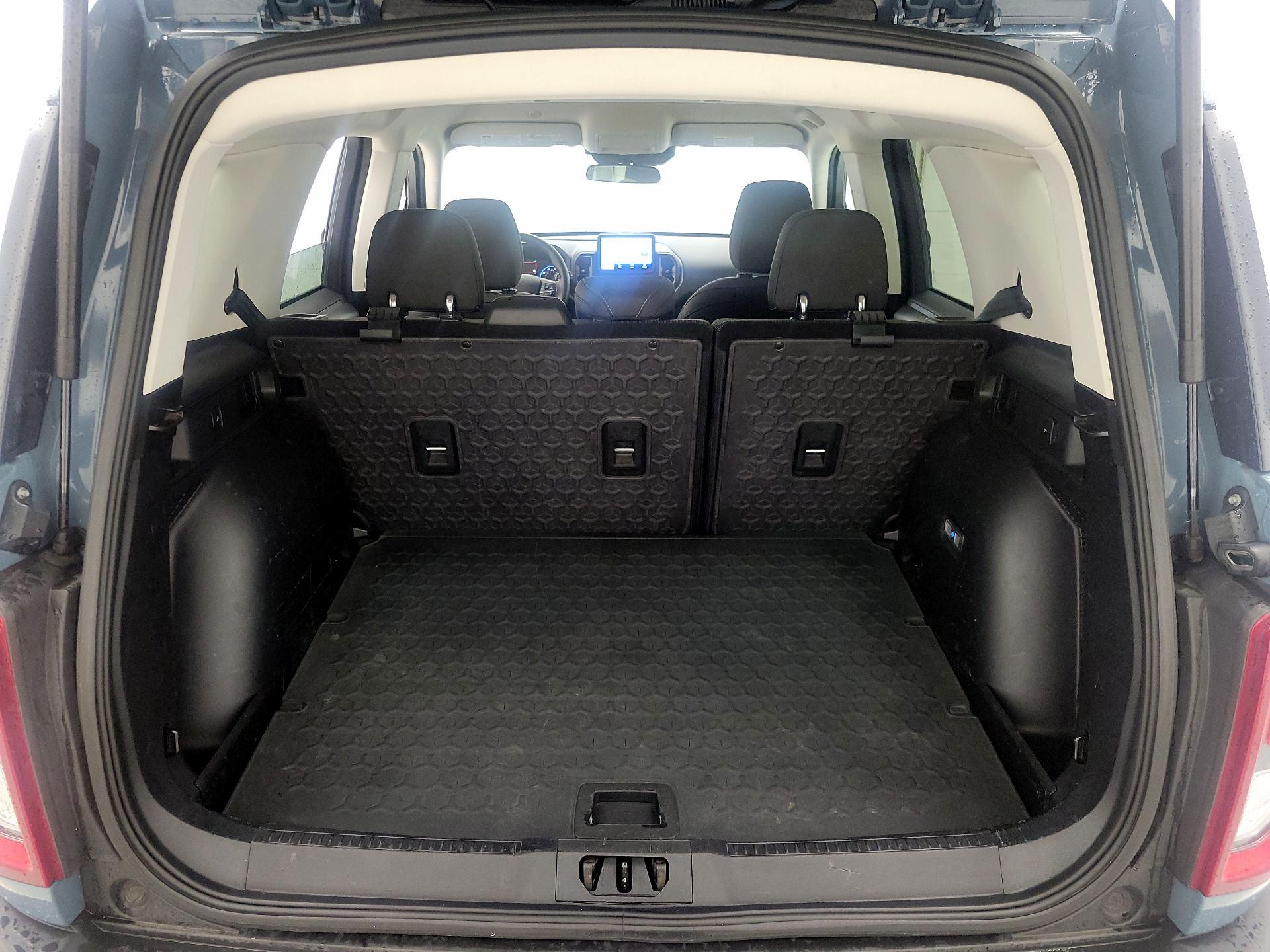 Thumbnail: 2021 Ford Bronco Sport - 20