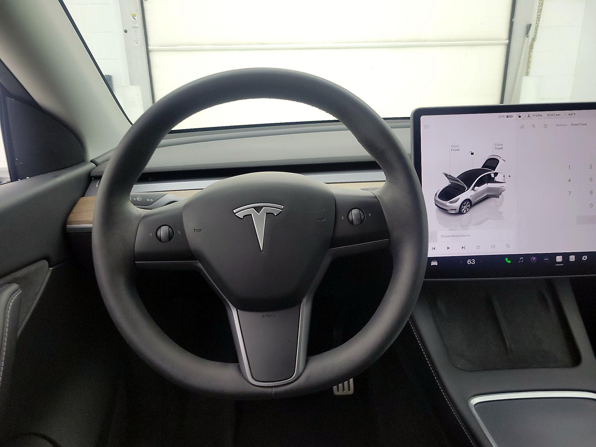 Thumbnail: 2022 Tesla Model Y - 10