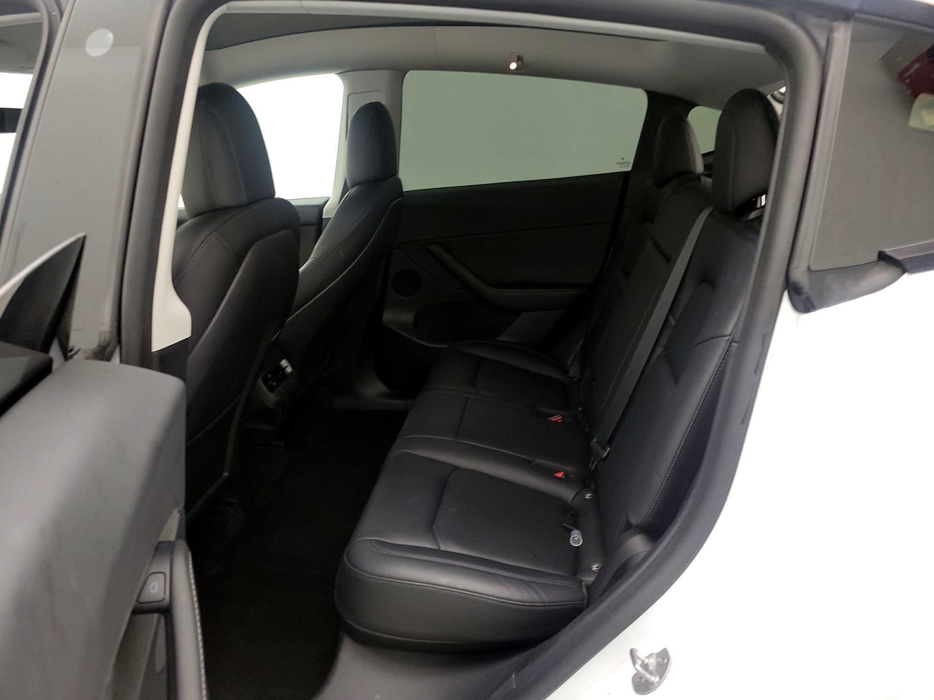 Thumbnail: 2022 Tesla Model Y - 17