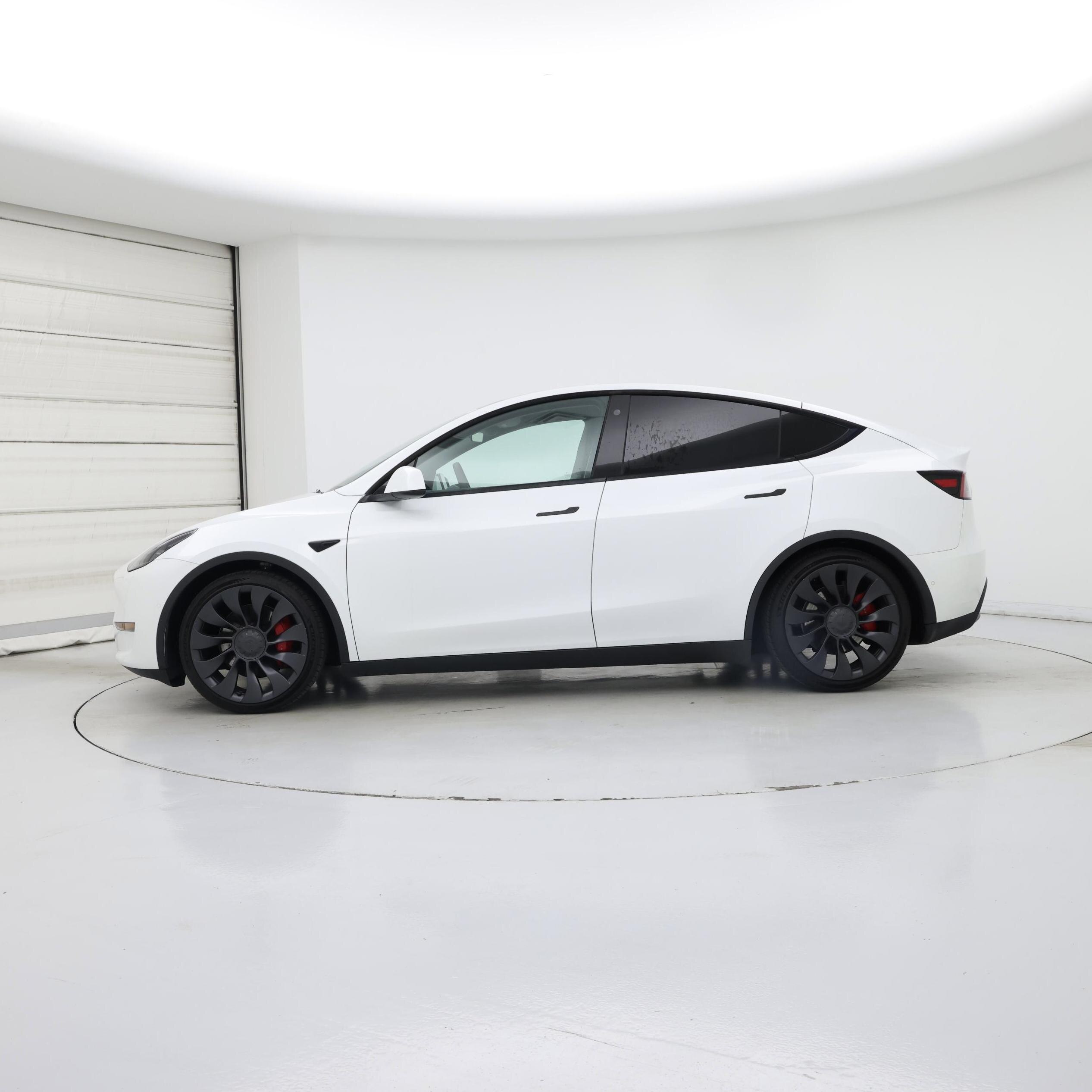 Thumbnail: 2022 Tesla Model Y - 3