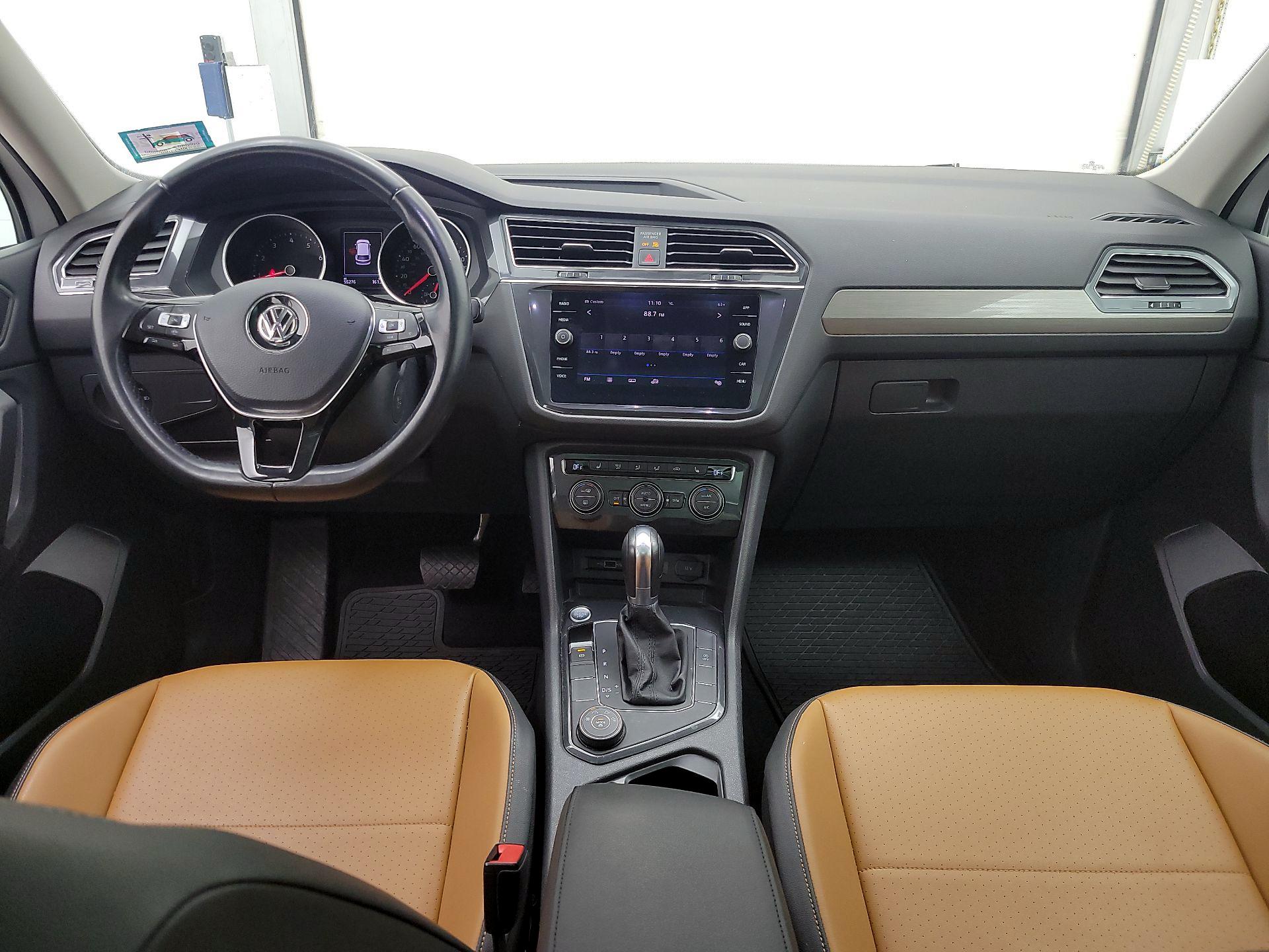 Thumbnail: 2019 Volkswagen Tiguan - 9