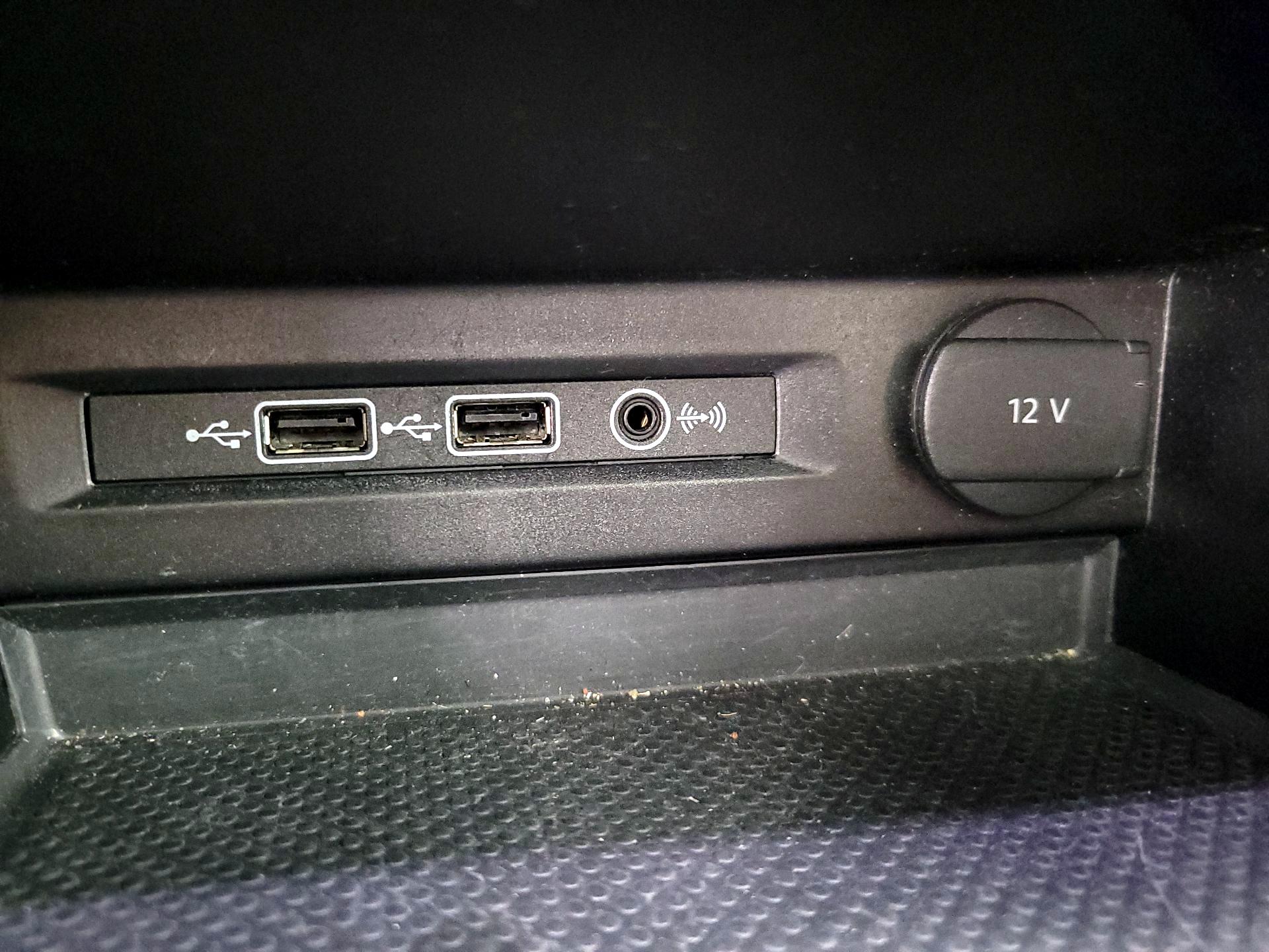 Thumbnail: 2019 Volkswagen Tiguan - 18