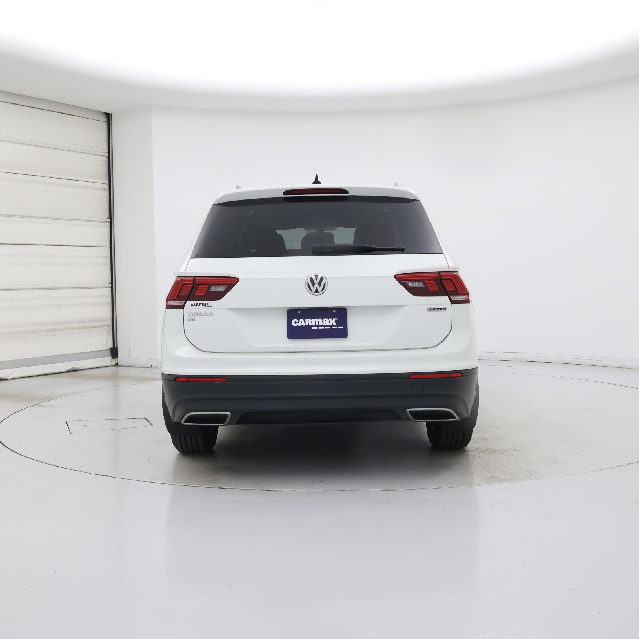 Thumbnail: 2019 Volkswagen Tiguan - 6