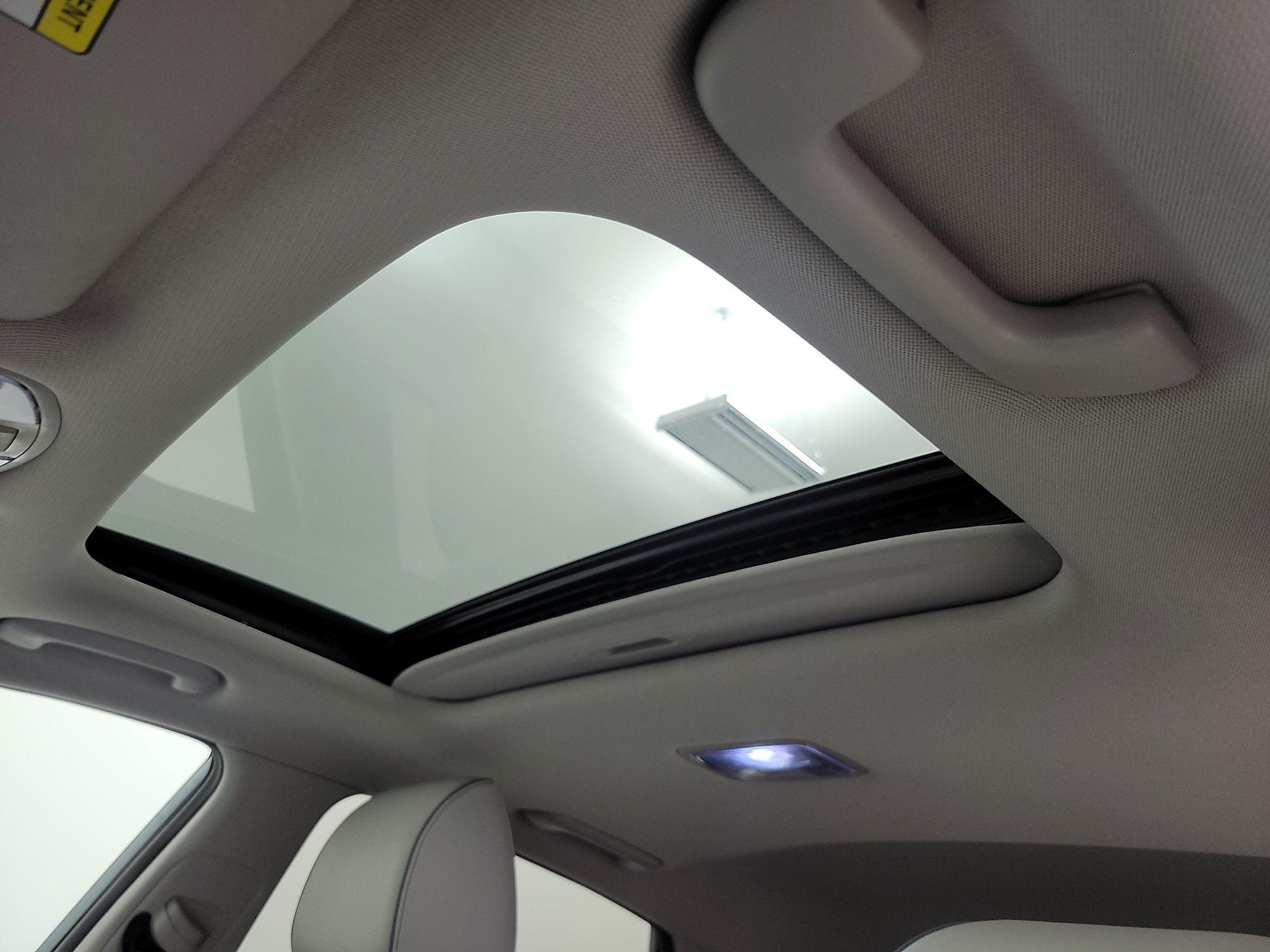 Thumbnail: 2021 Hyundai Kona - 18