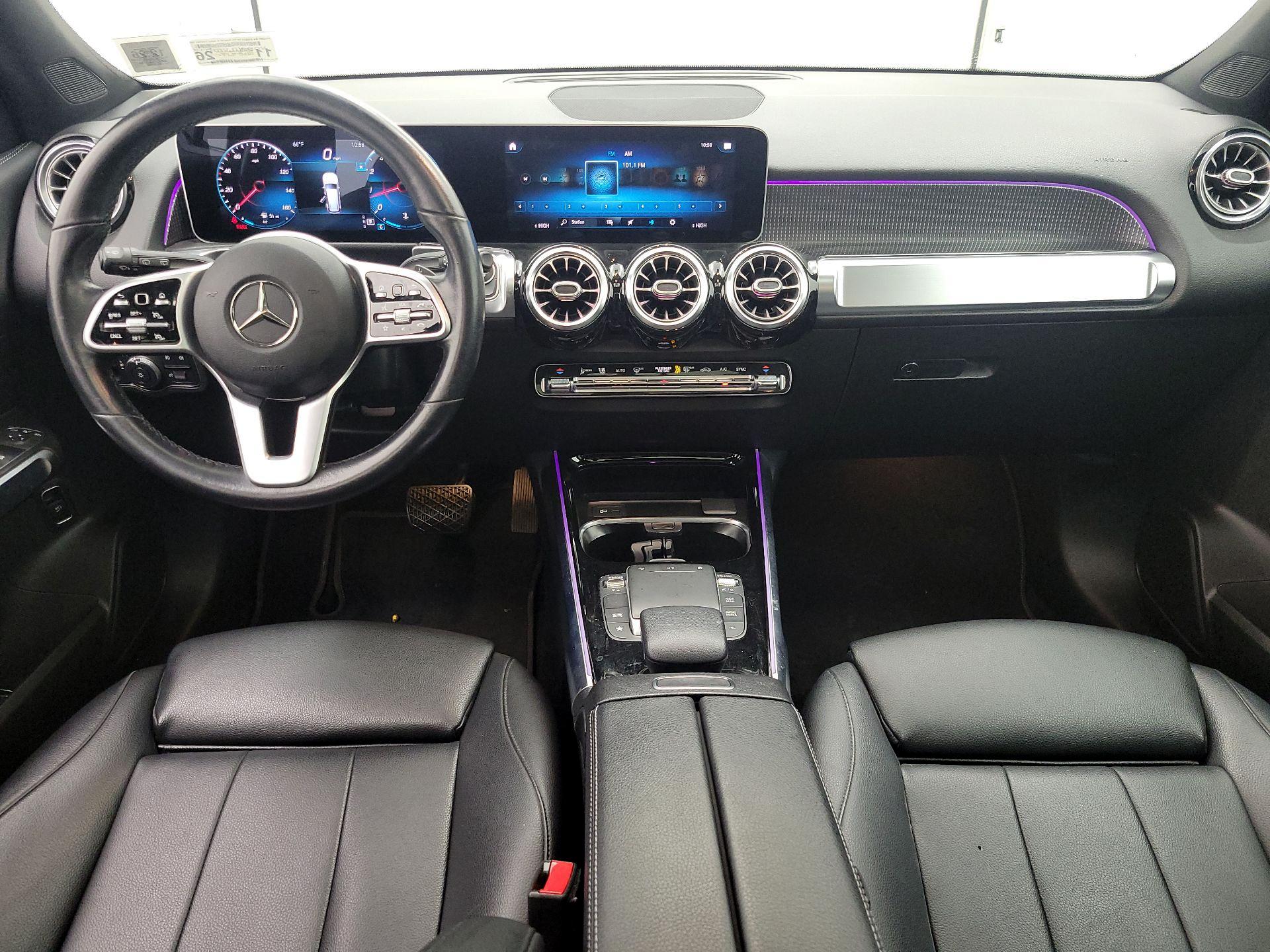 Thumbnail: 2021 Mercedes-Benz GLB - 9