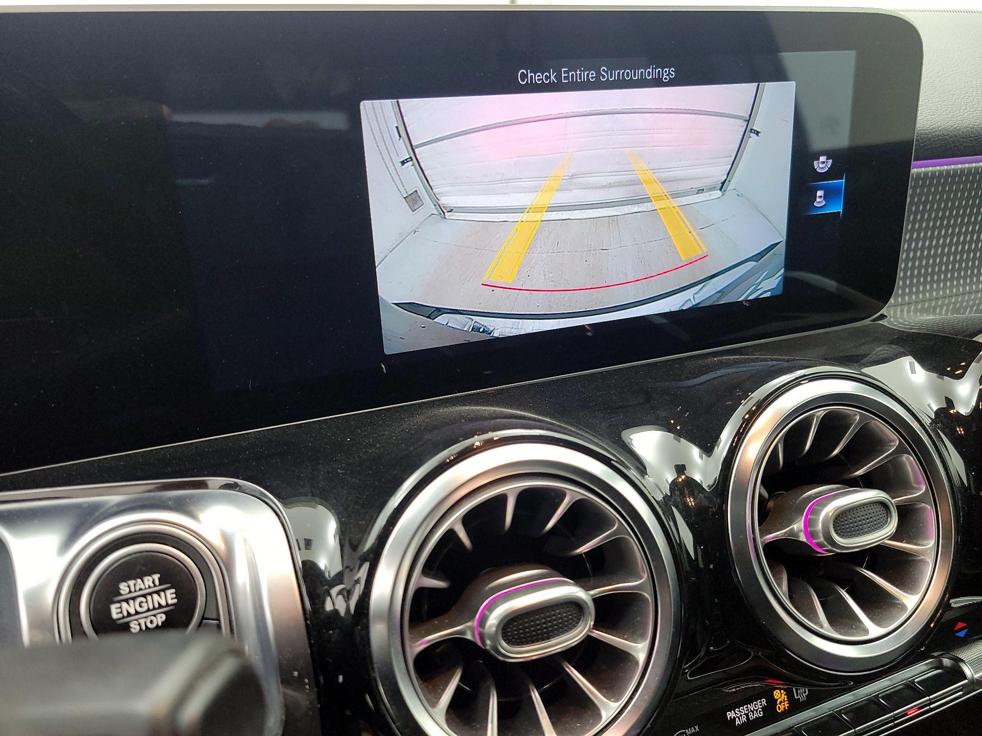 Thumbnail: 2021 Mercedes-Benz GLB - 14