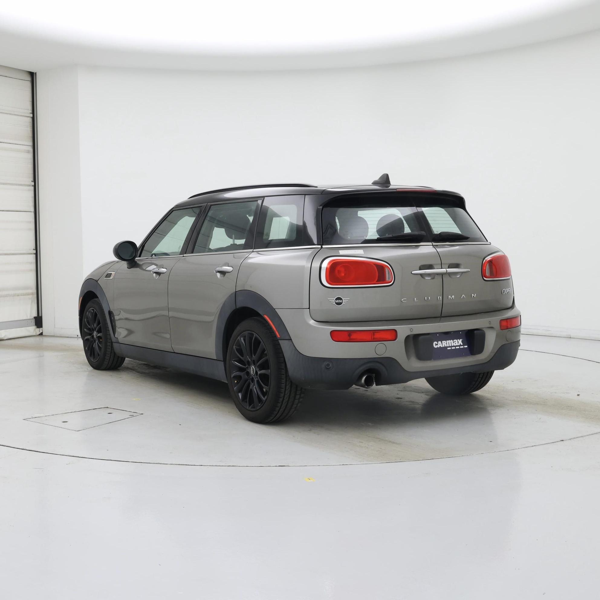 Thumbnail: 2019 MINI Cooper Clubman - 2