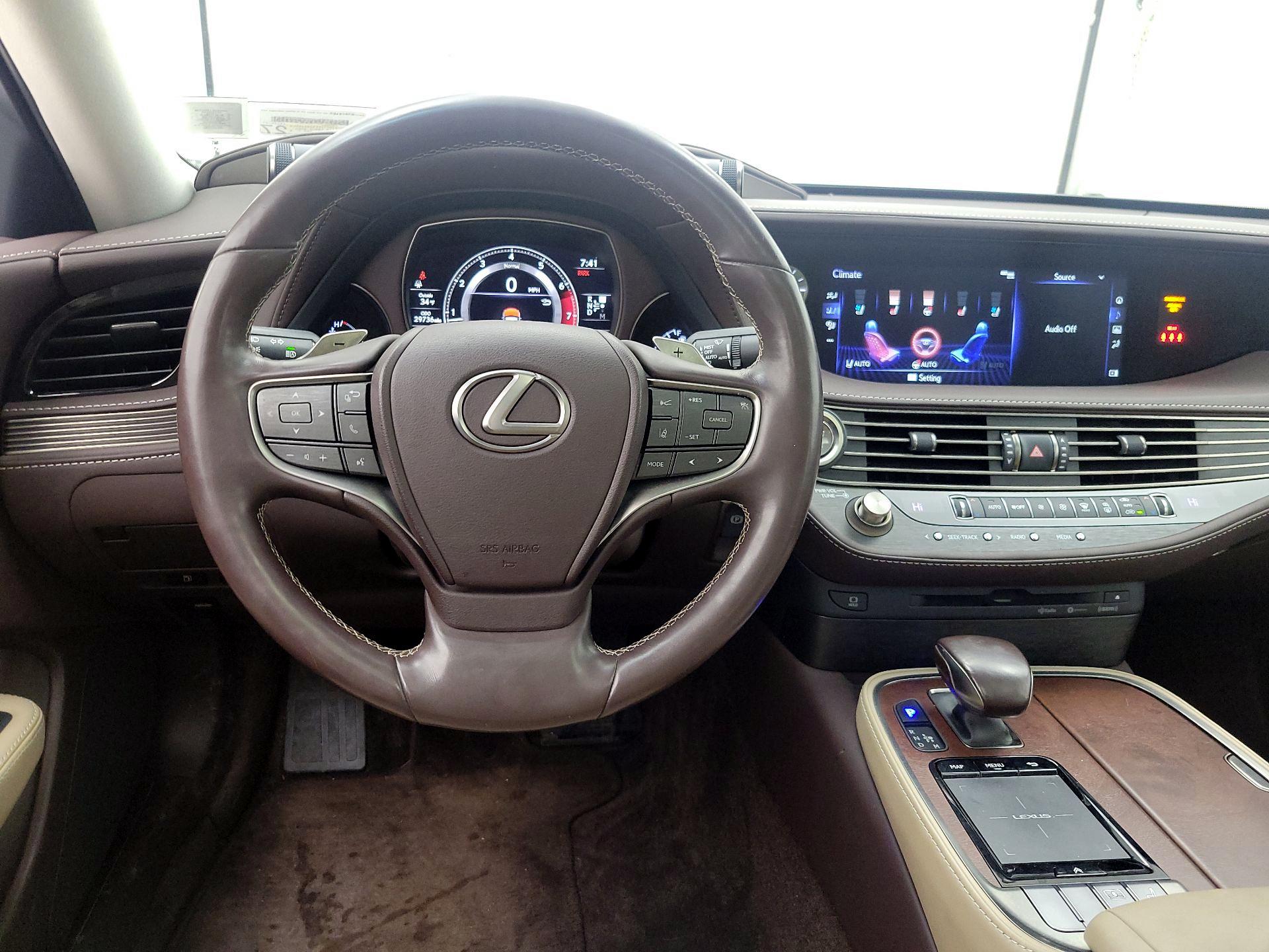 Thumbnail: 2018 Lexus LS - 10