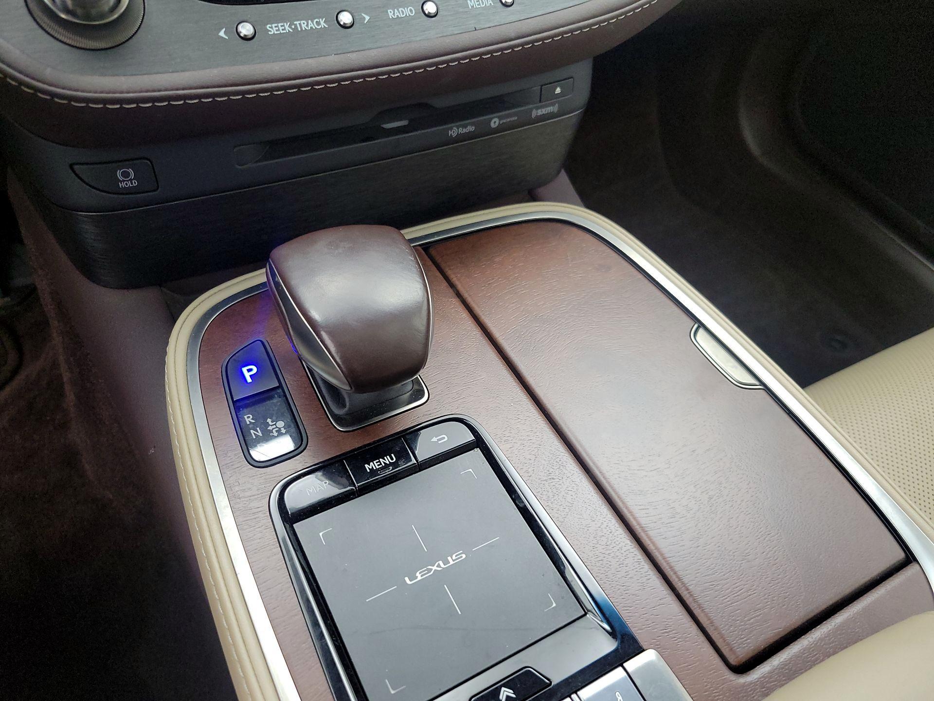 Thumbnail: 2018 Lexus LS - 17