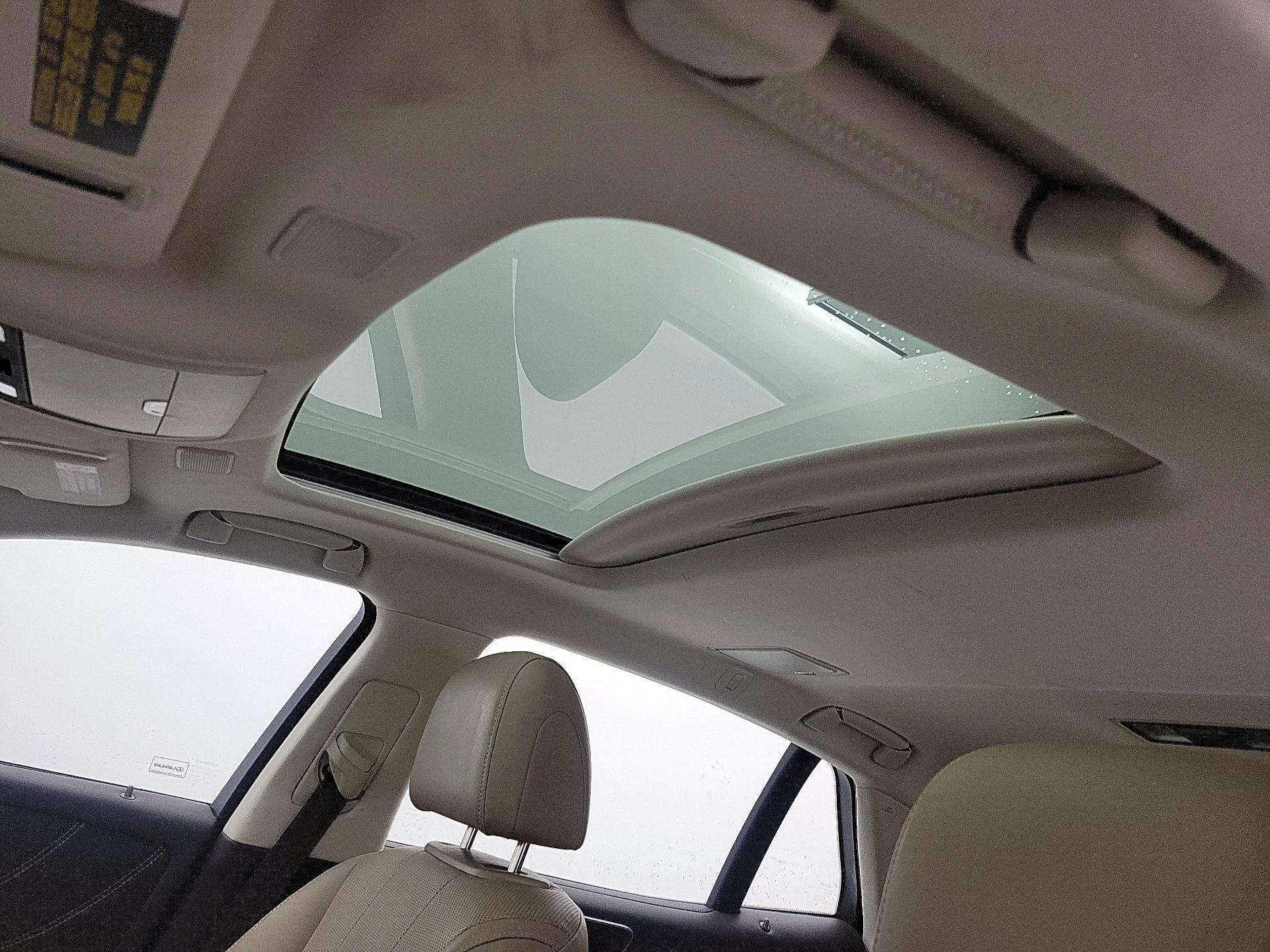 Thumbnail: 2018 Lexus LS - 18