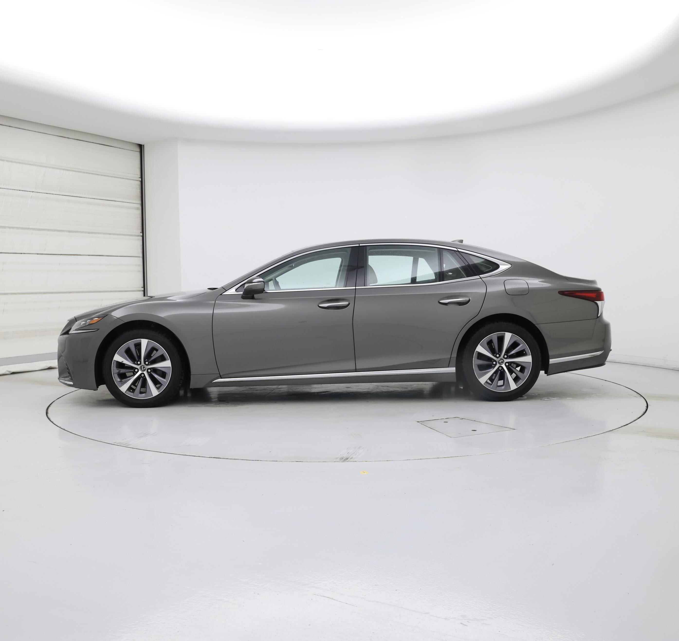 Thumbnail: 2018 Lexus LS - 3