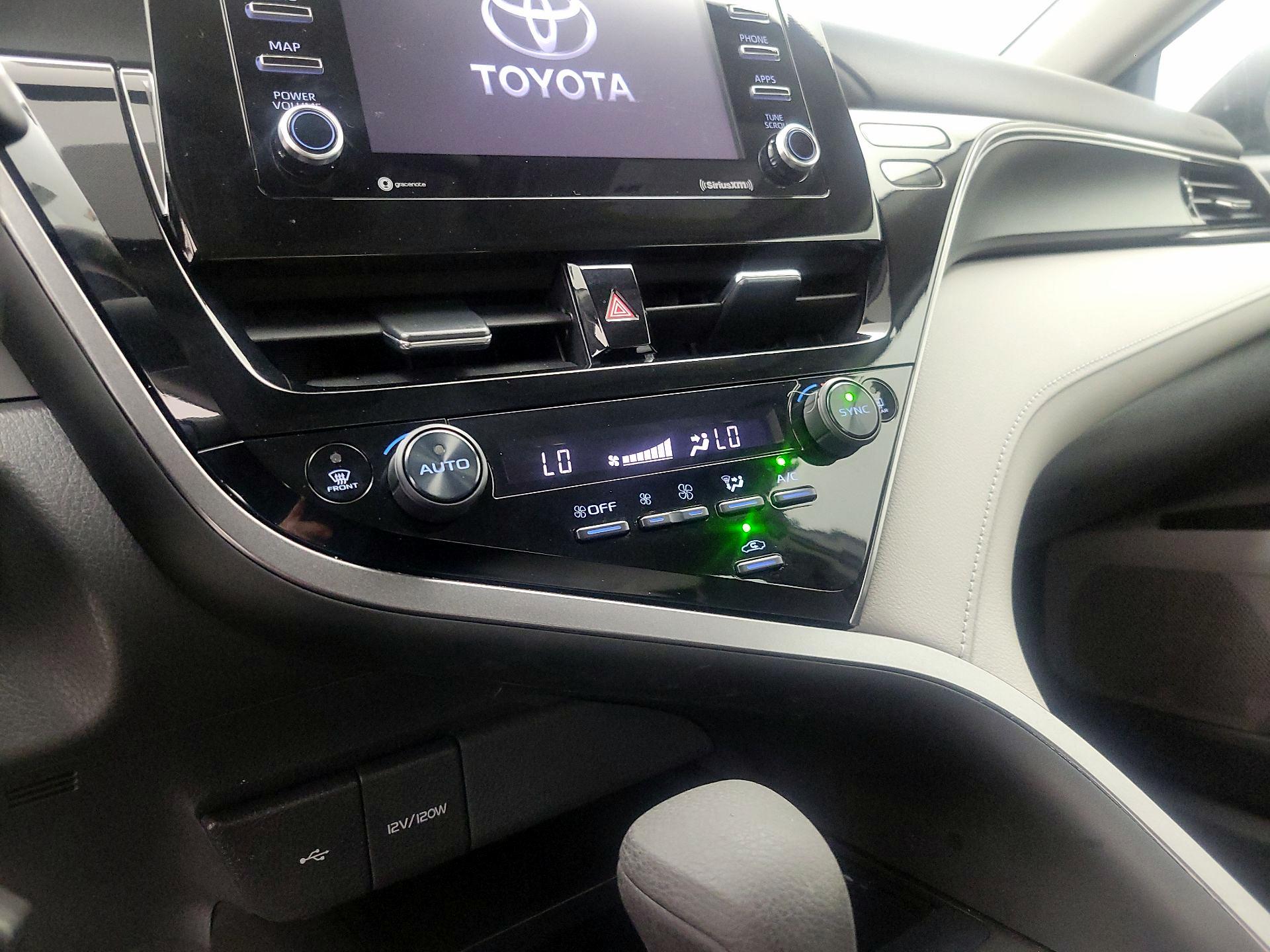 Thumbnail: 2023 Toyota Camry - 16