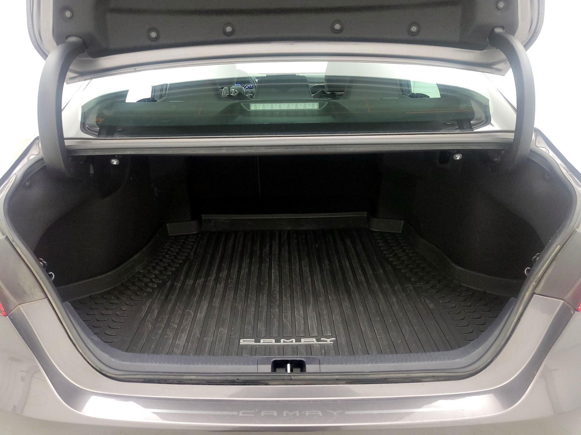 Thumbnail: 2023 Toyota Camry - 19