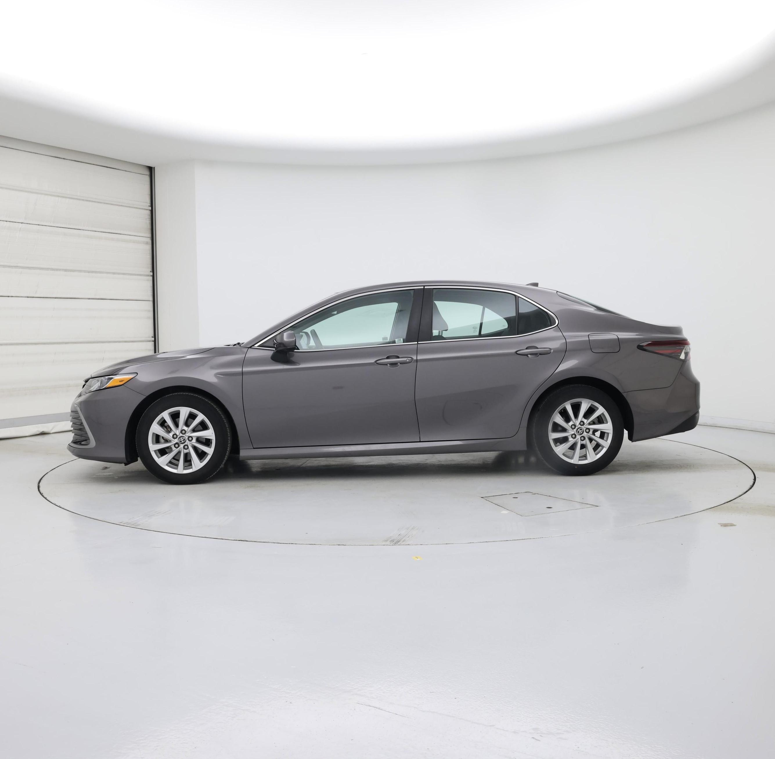 Thumbnail: 2023 Toyota Camry - 3