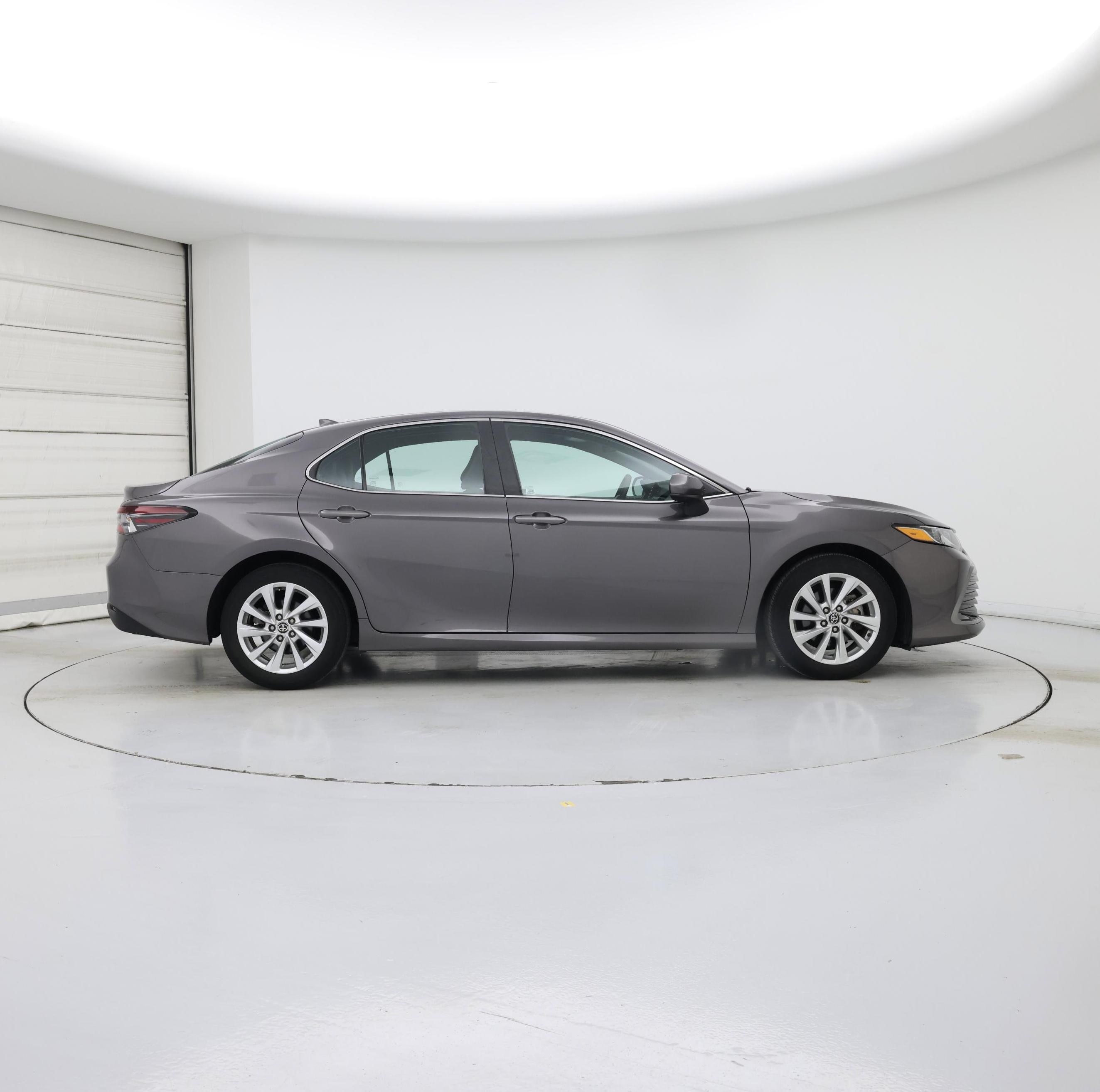 Thumbnail: 2023 Toyota Camry - 7