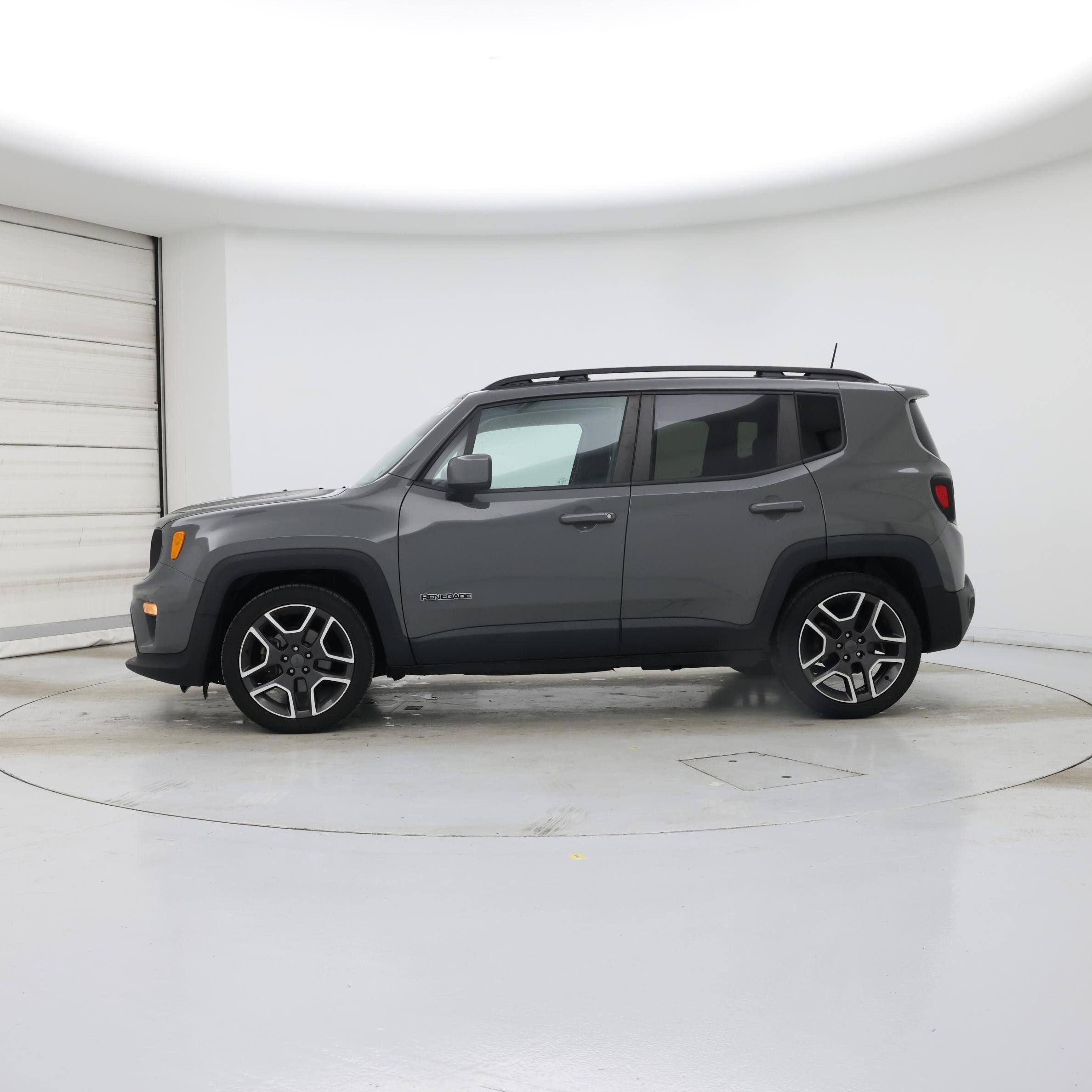 Thumbnail: 2021 Jeep Renegade - 3