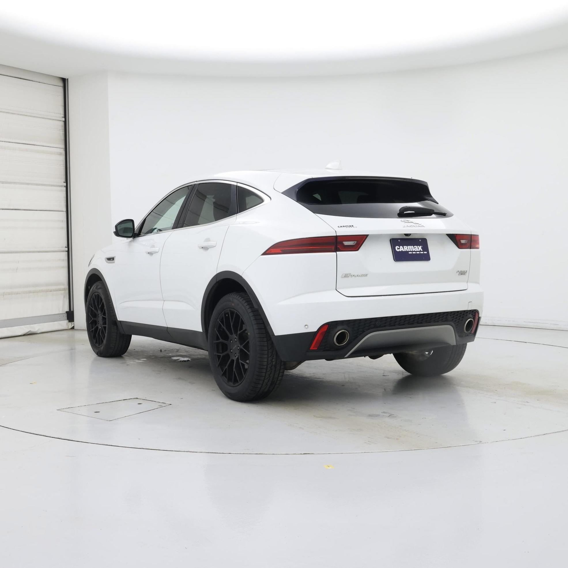 Thumbnail: 2019 Jaguar E-Pace - 2
