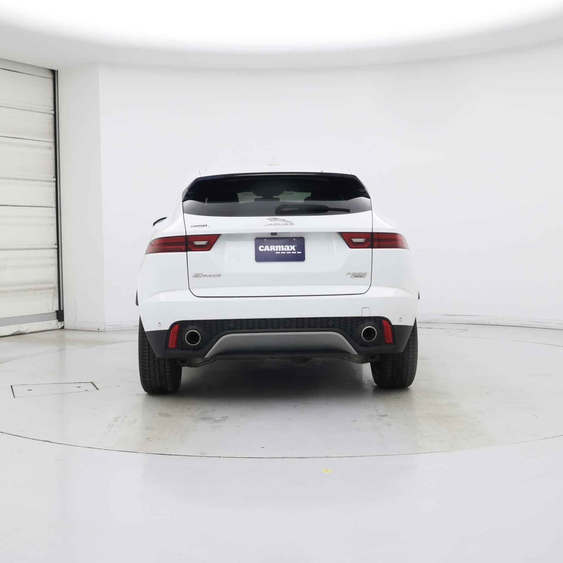 Thumbnail: 2019 Jaguar E-Pace - 6