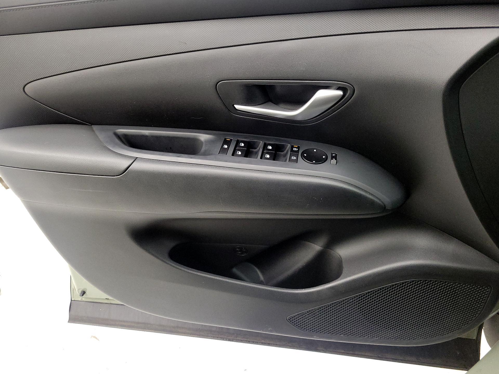 Thumbnail: 2025 Hyundai Santa Cruz - 12