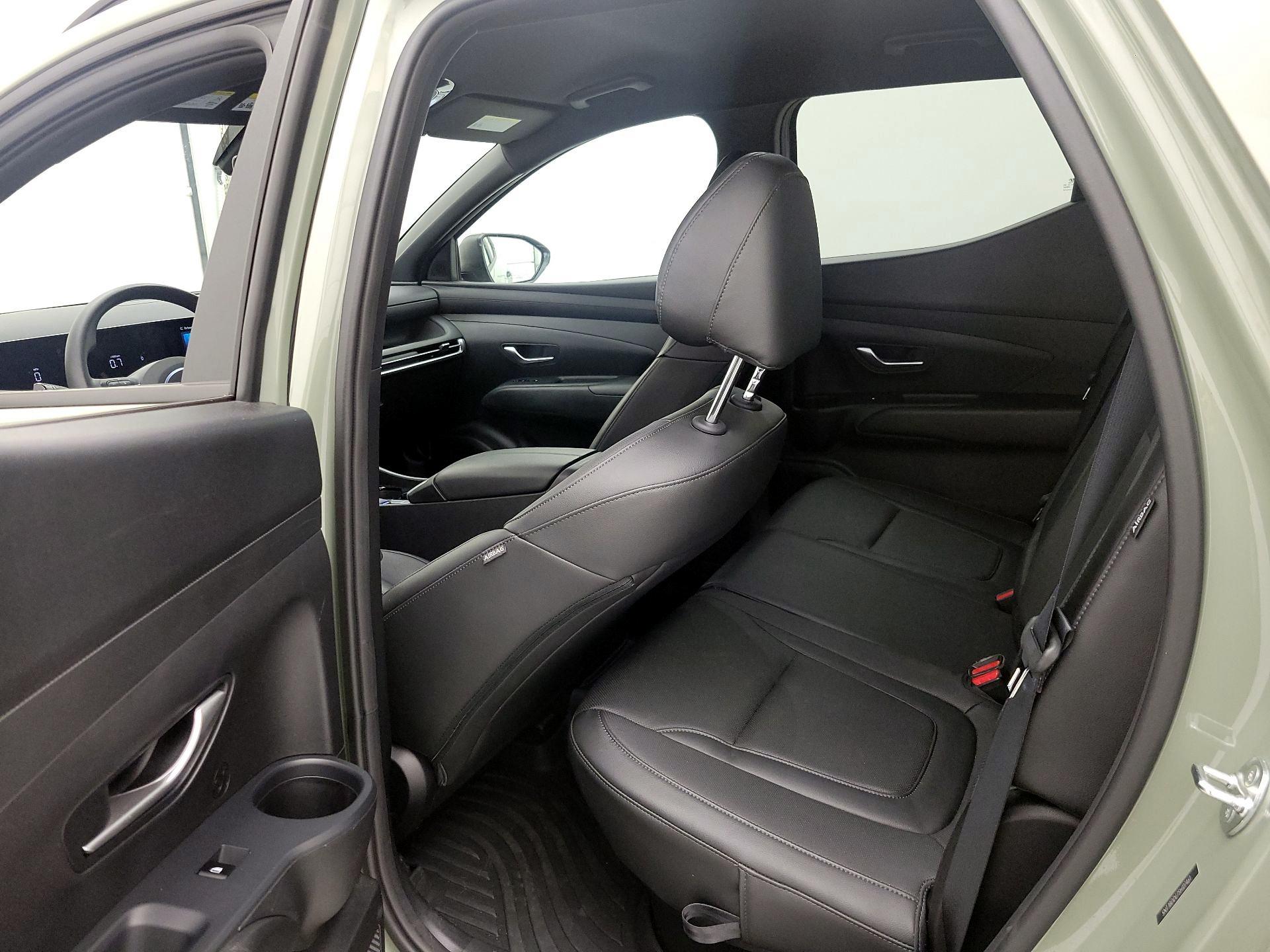 Thumbnail: 2025 Hyundai Santa Cruz - 19