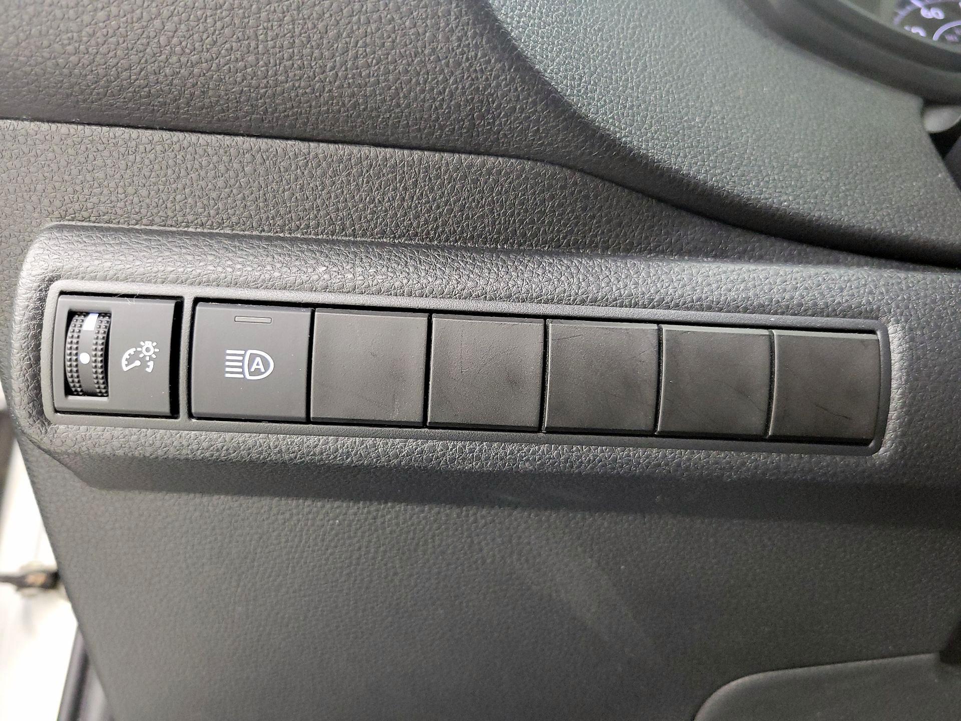 Thumbnail: 2022 Toyota Corolla - 14