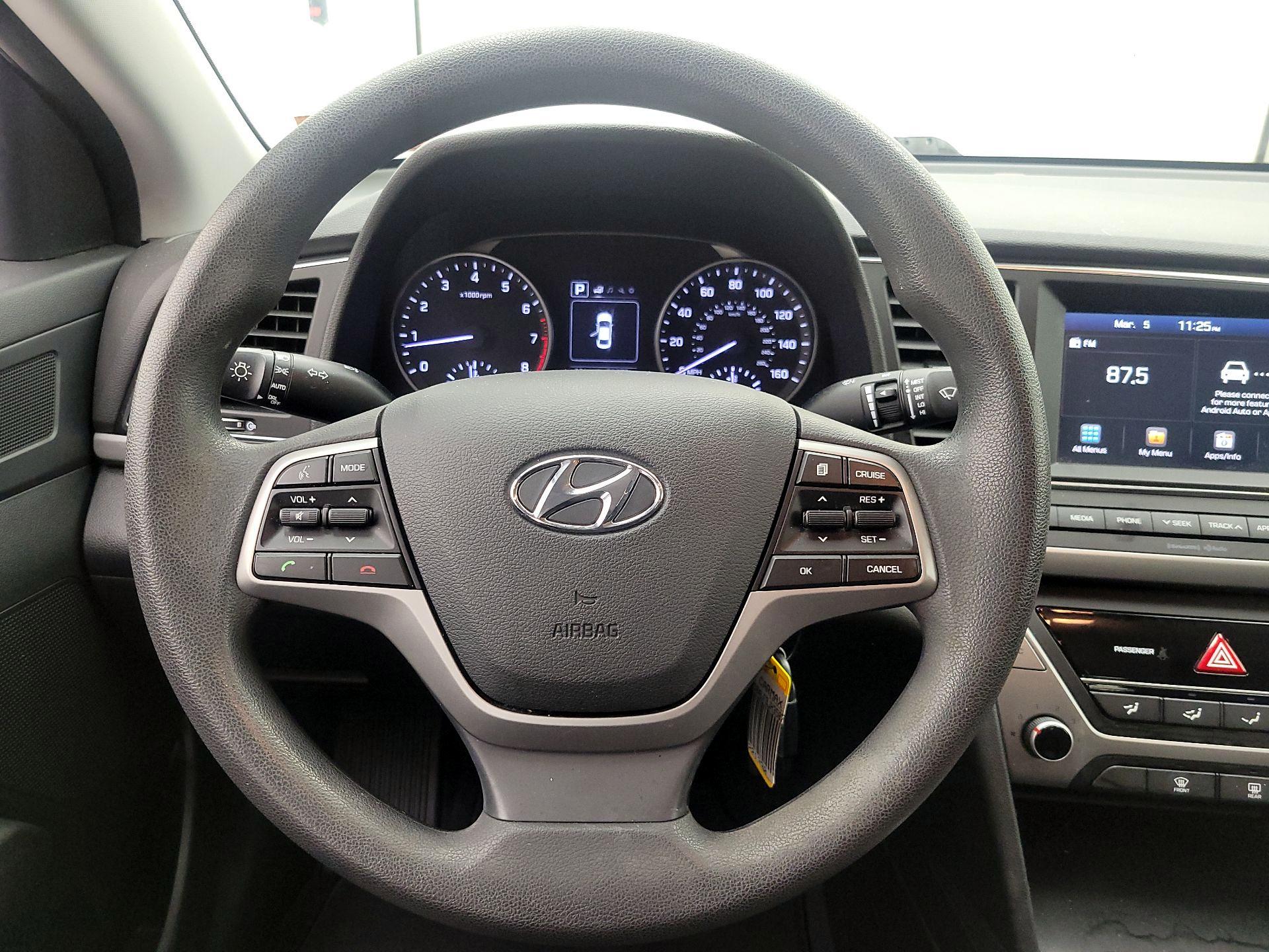 Thumbnail: 2018 Hyundai Elantra - 10