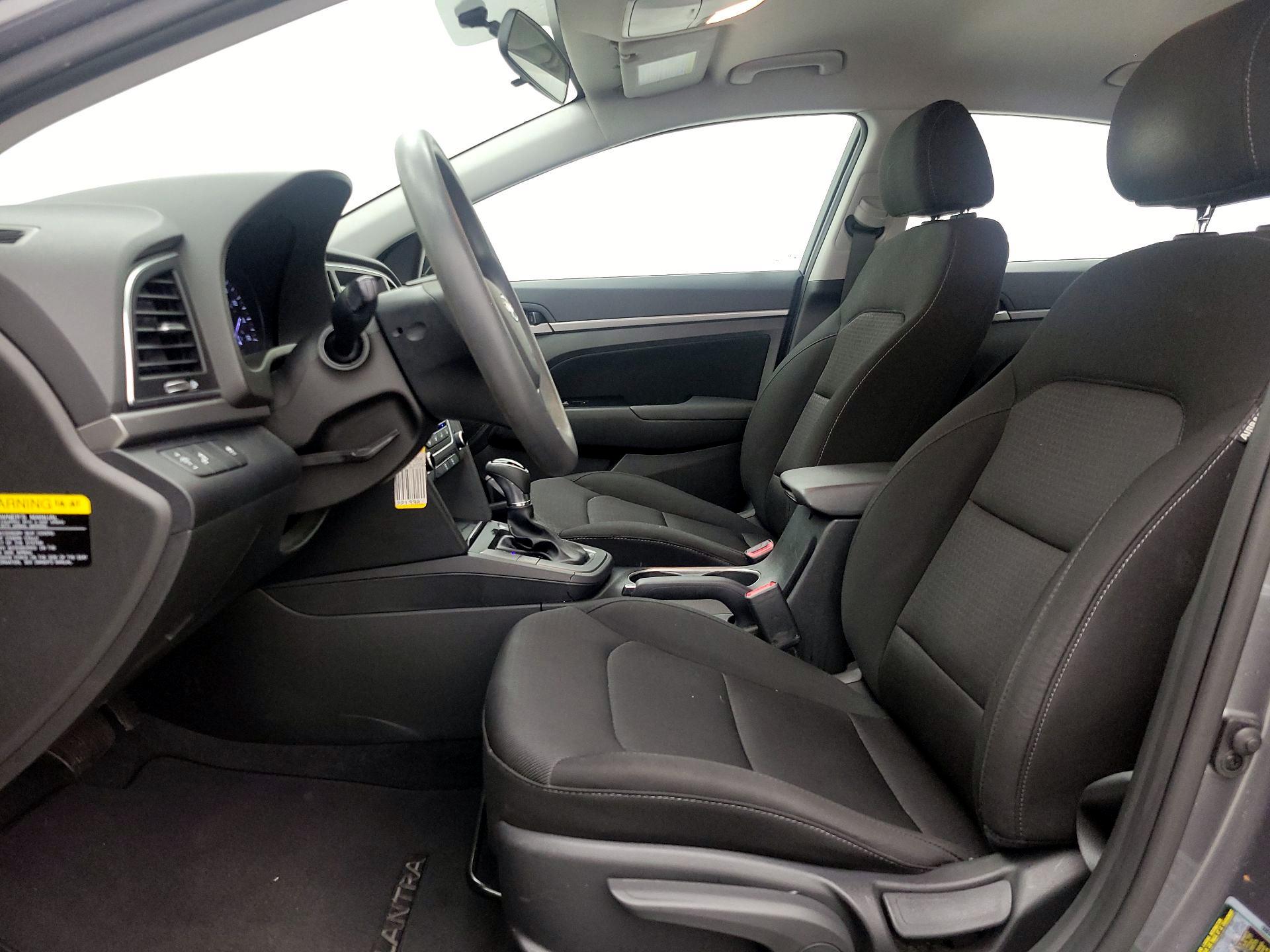 Thumbnail: 2018 Hyundai Elantra - 11