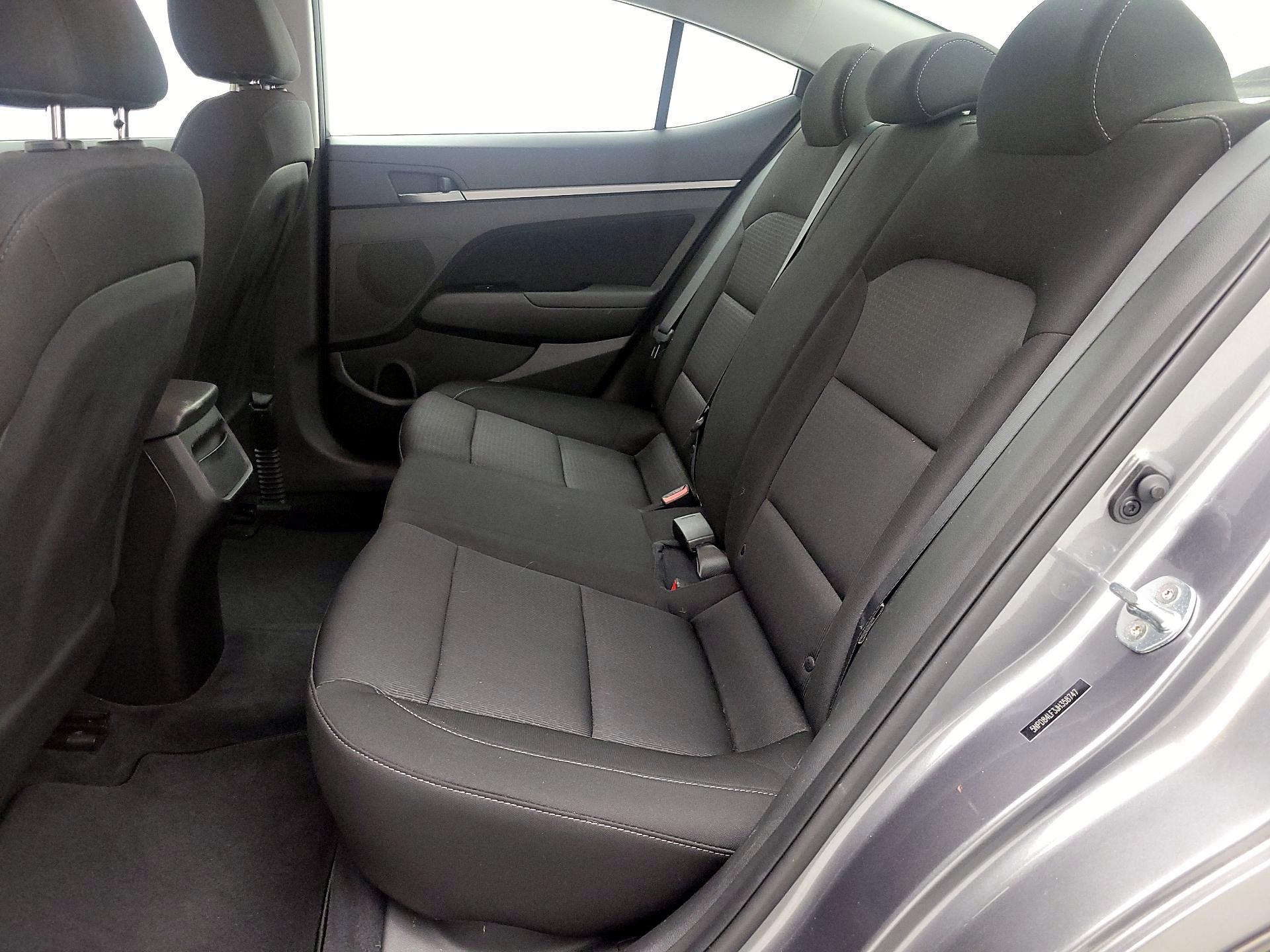 Thumbnail: 2018 Hyundai Elantra - 19