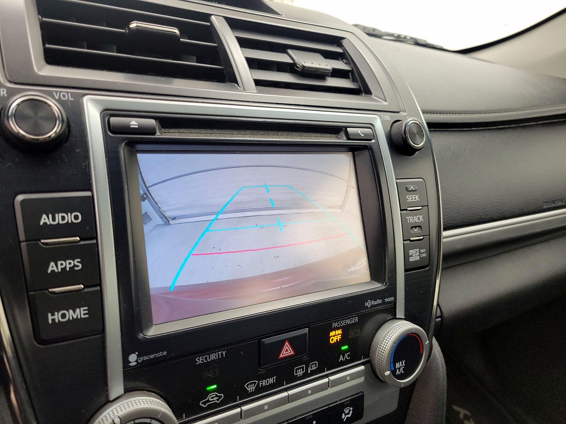 Thumbnail: 2014 Toyota Camry - 14