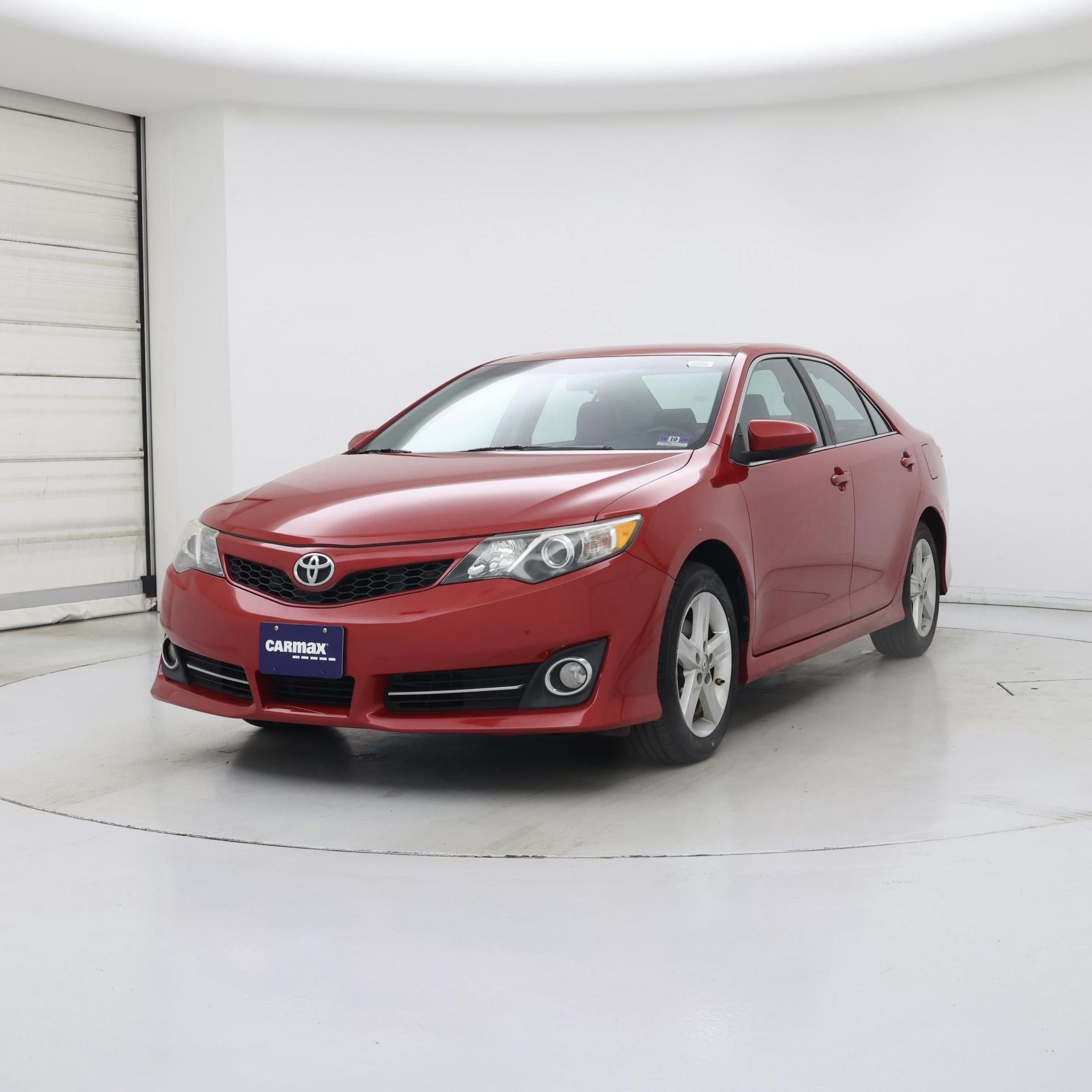 Thumbnail: 2014 Toyota Camry - 4