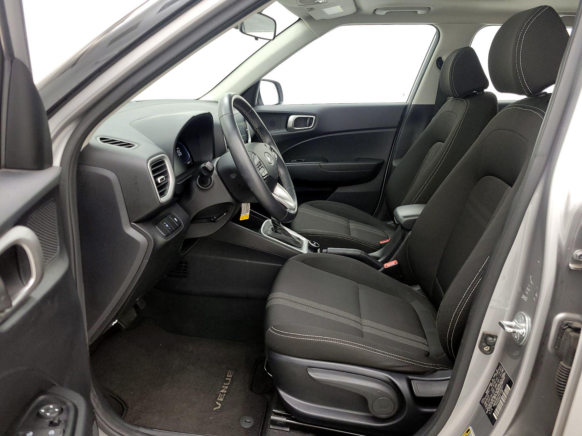 Thumbnail: 2023 Hyundai Venue - 11