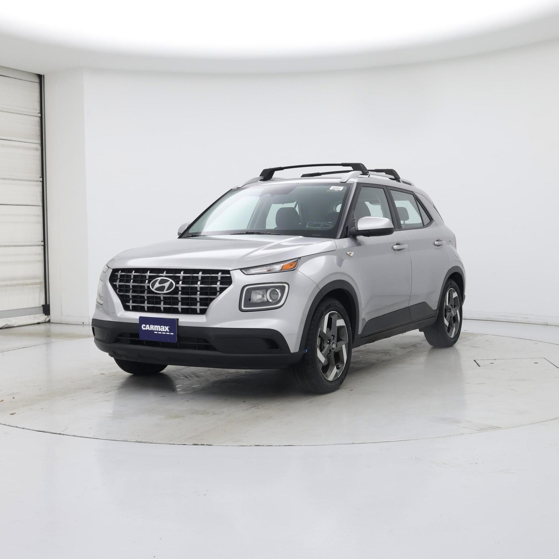 Thumbnail: 2023 Hyundai Venue - 4