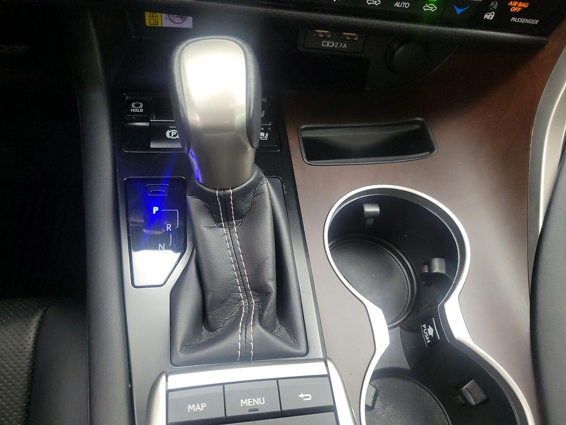 Thumbnail: 2022 Lexus RX - 18