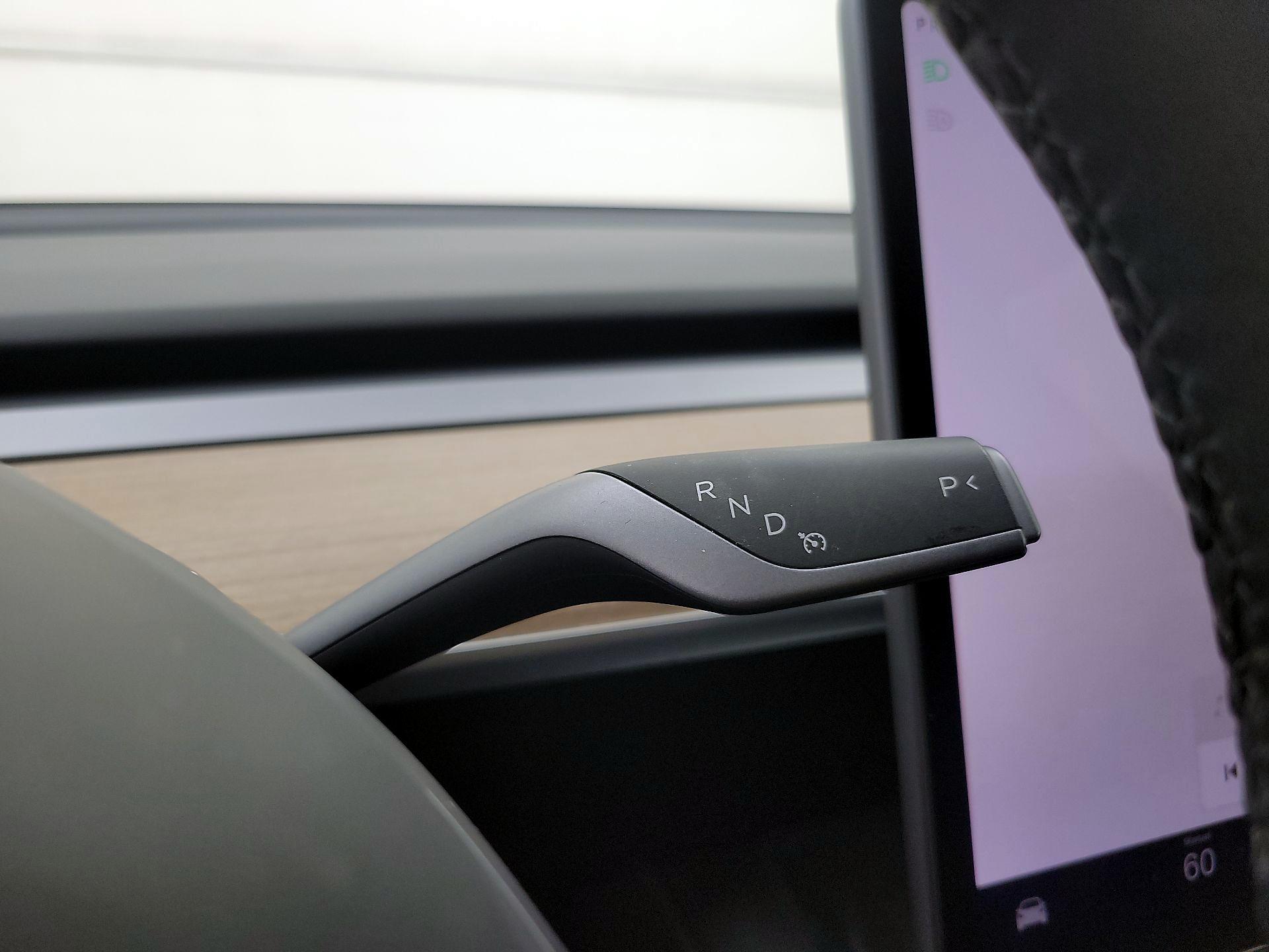 Thumbnail: 2025 Tesla Model Y - 17