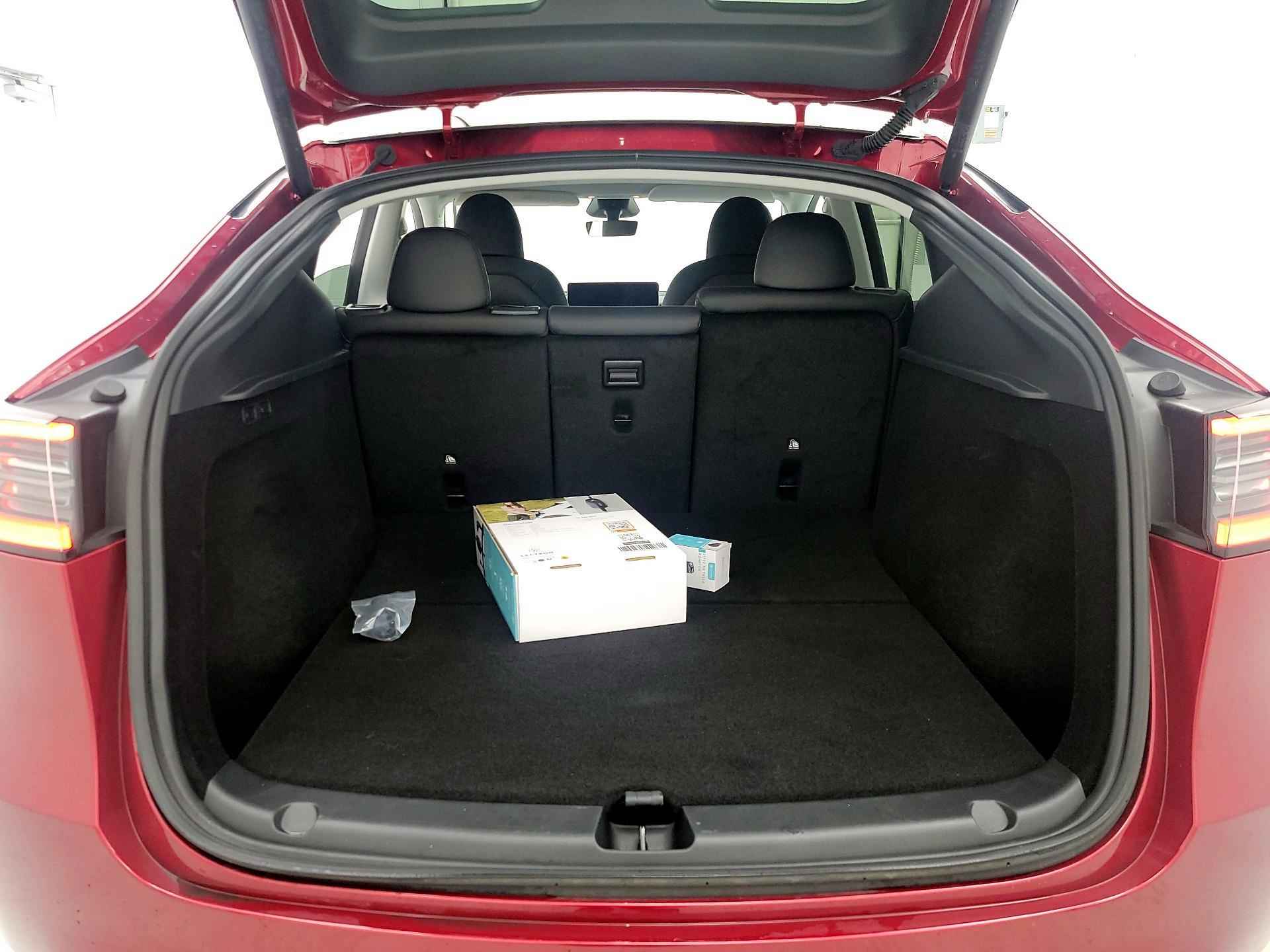 Thumbnail: 2025 Tesla Model Y - 19