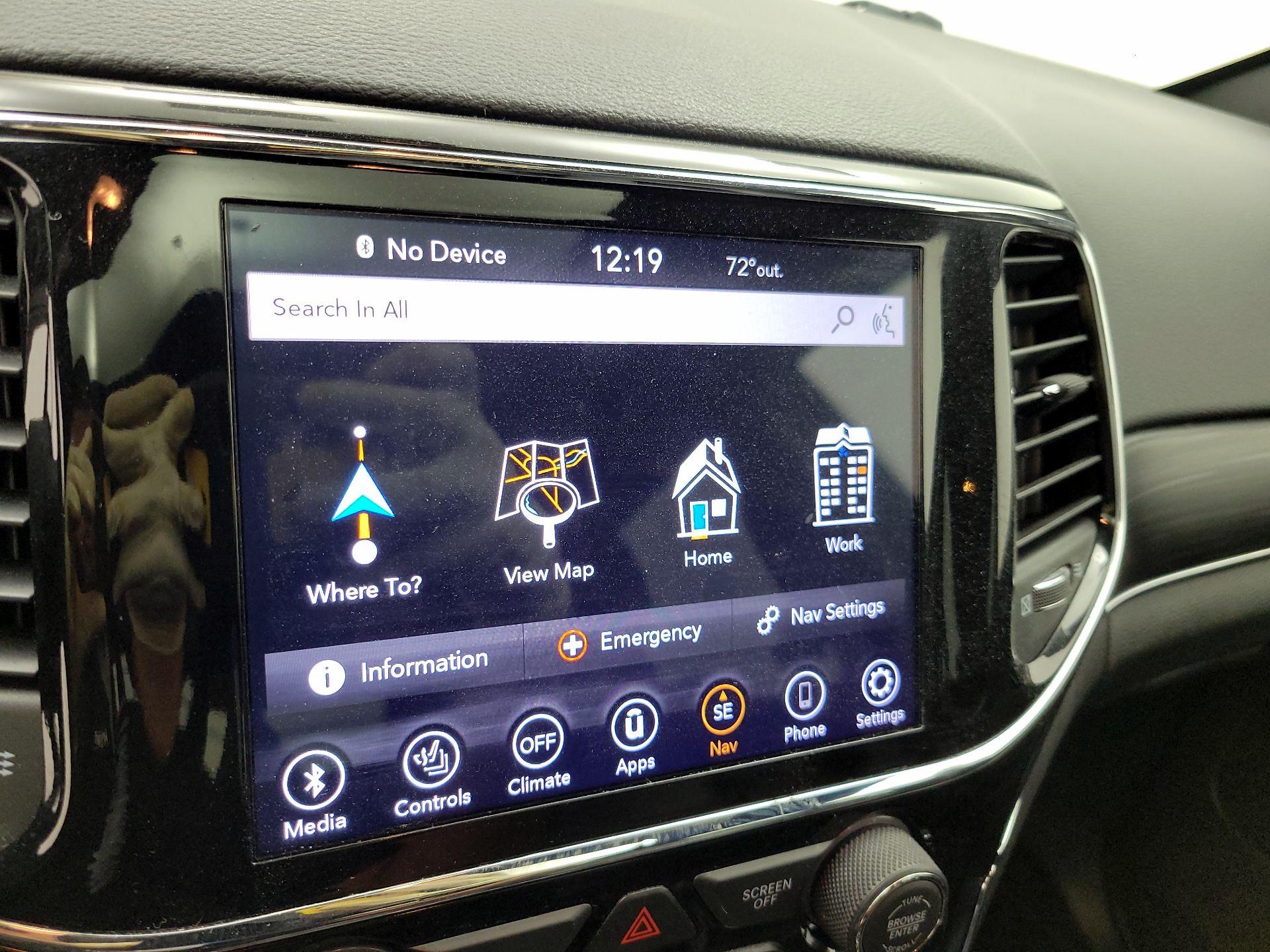 Thumbnail: 2020 Jeep Grand Cherokee - 14