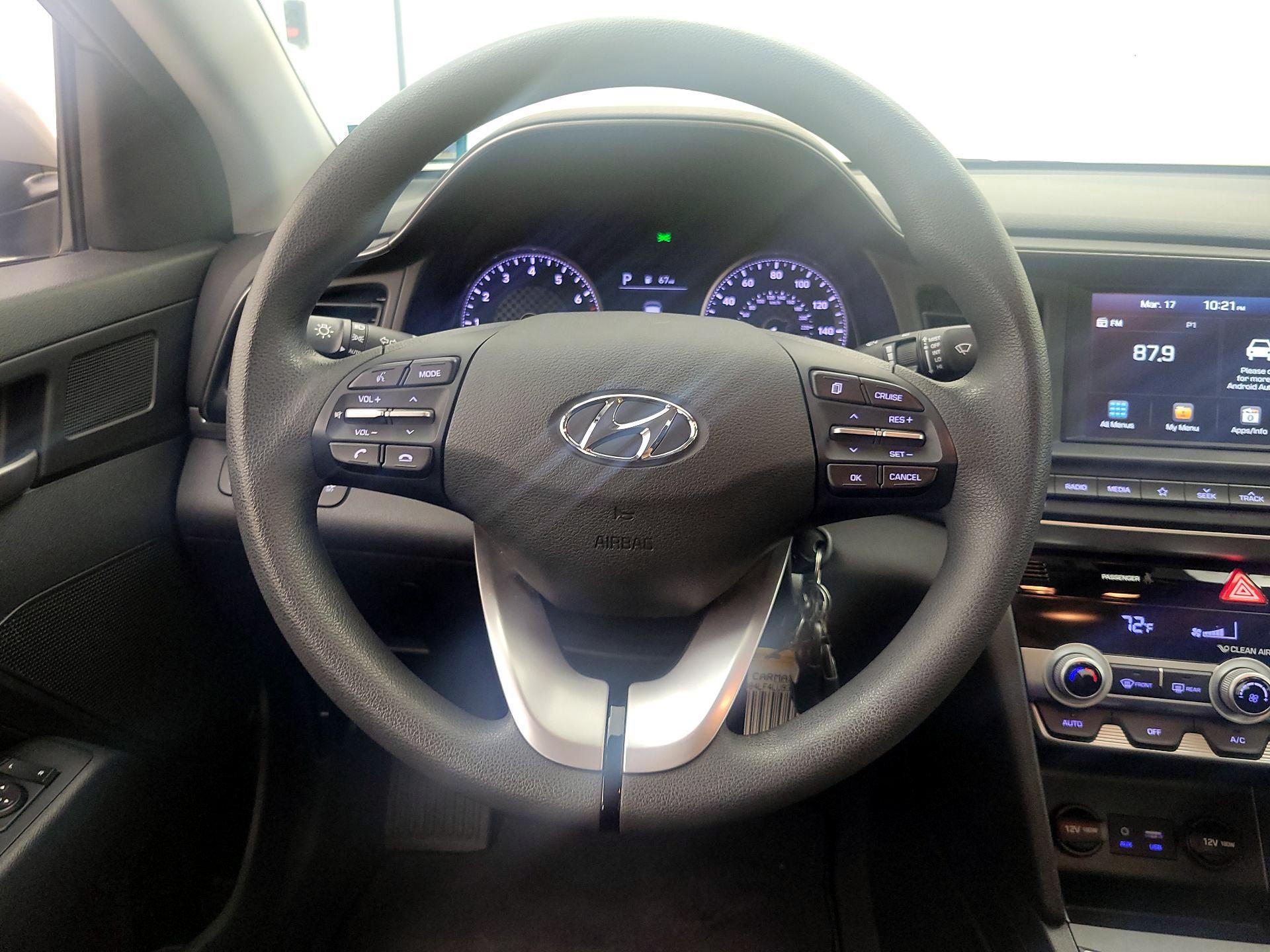 Thumbnail: 2020 Hyundai Elantra - 10