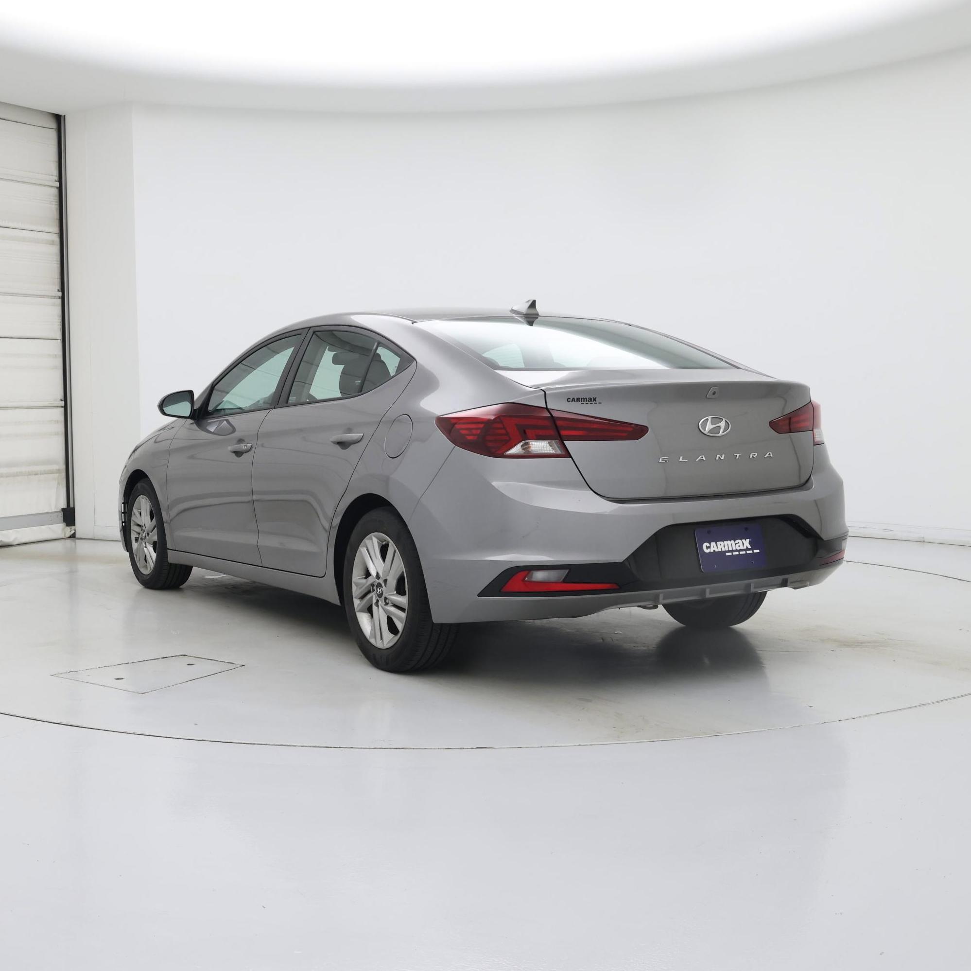 Thumbnail: 2020 Hyundai Elantra - 2