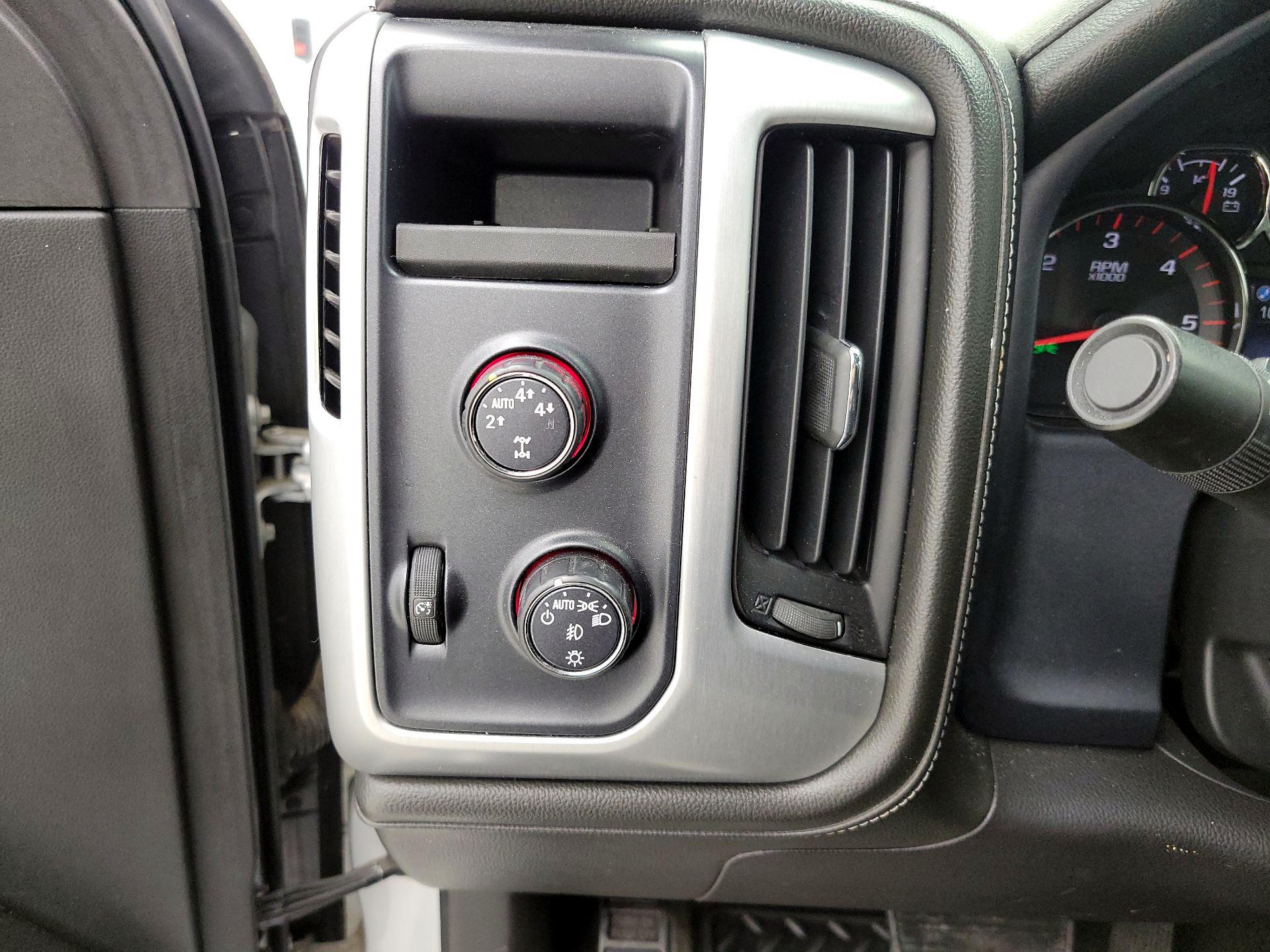 Thumbnail: 2016 GMC Sierra 1500 - 13